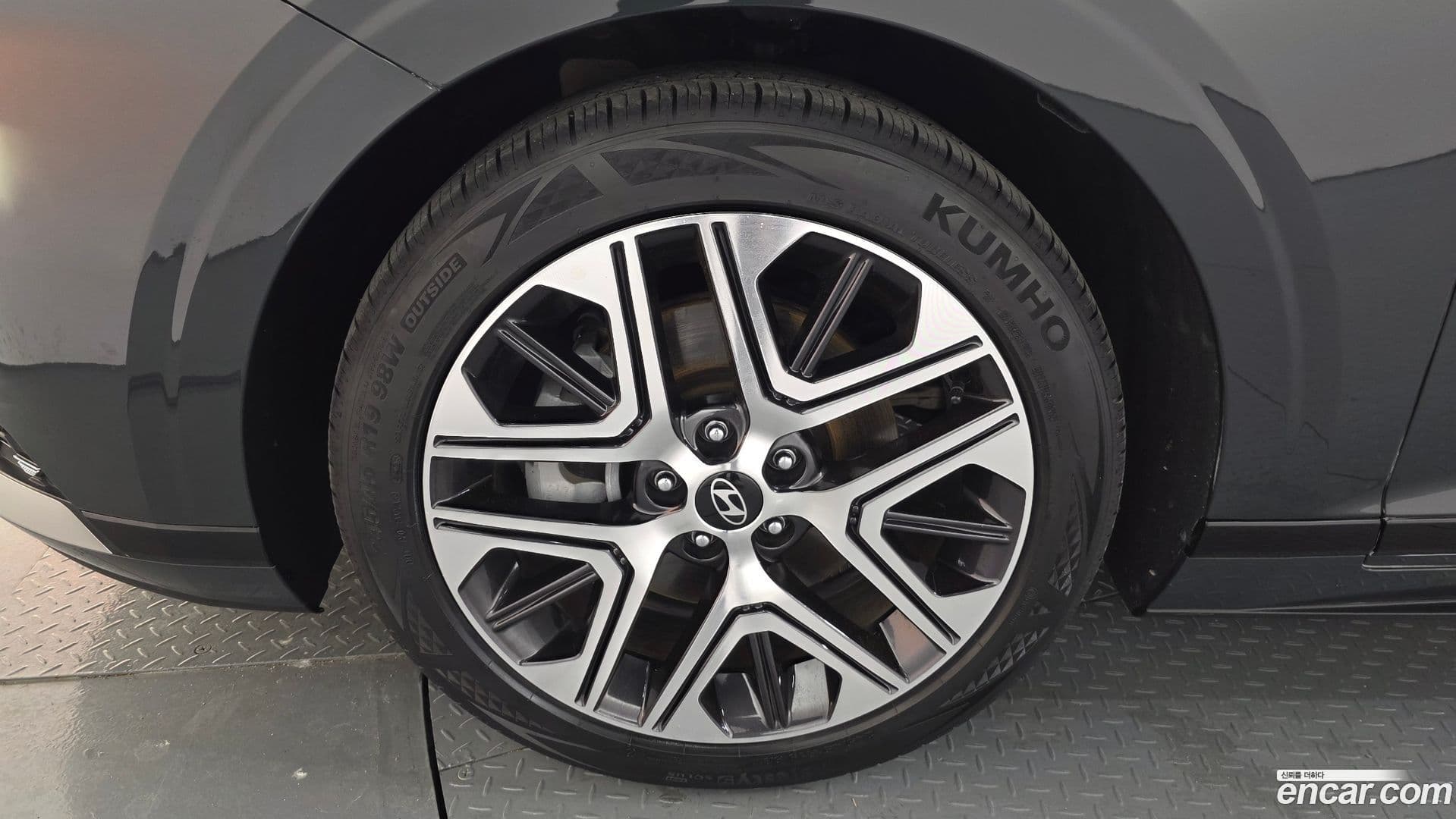 Main__Slider__Photo:Grandeur Hyundai 2023.0-4