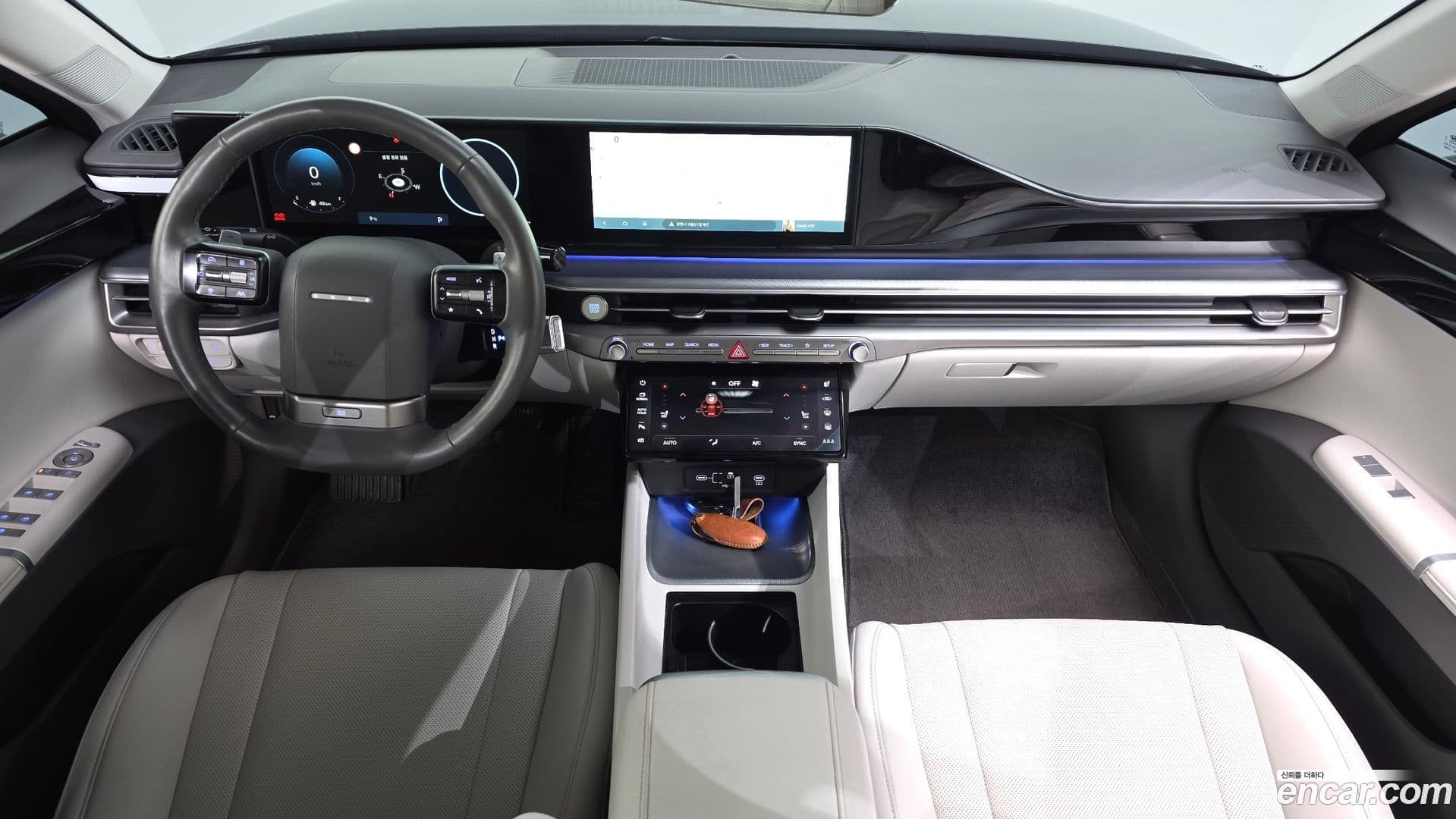 Main__Slider__Photo:Grandeur Hyundai 2023.0-6