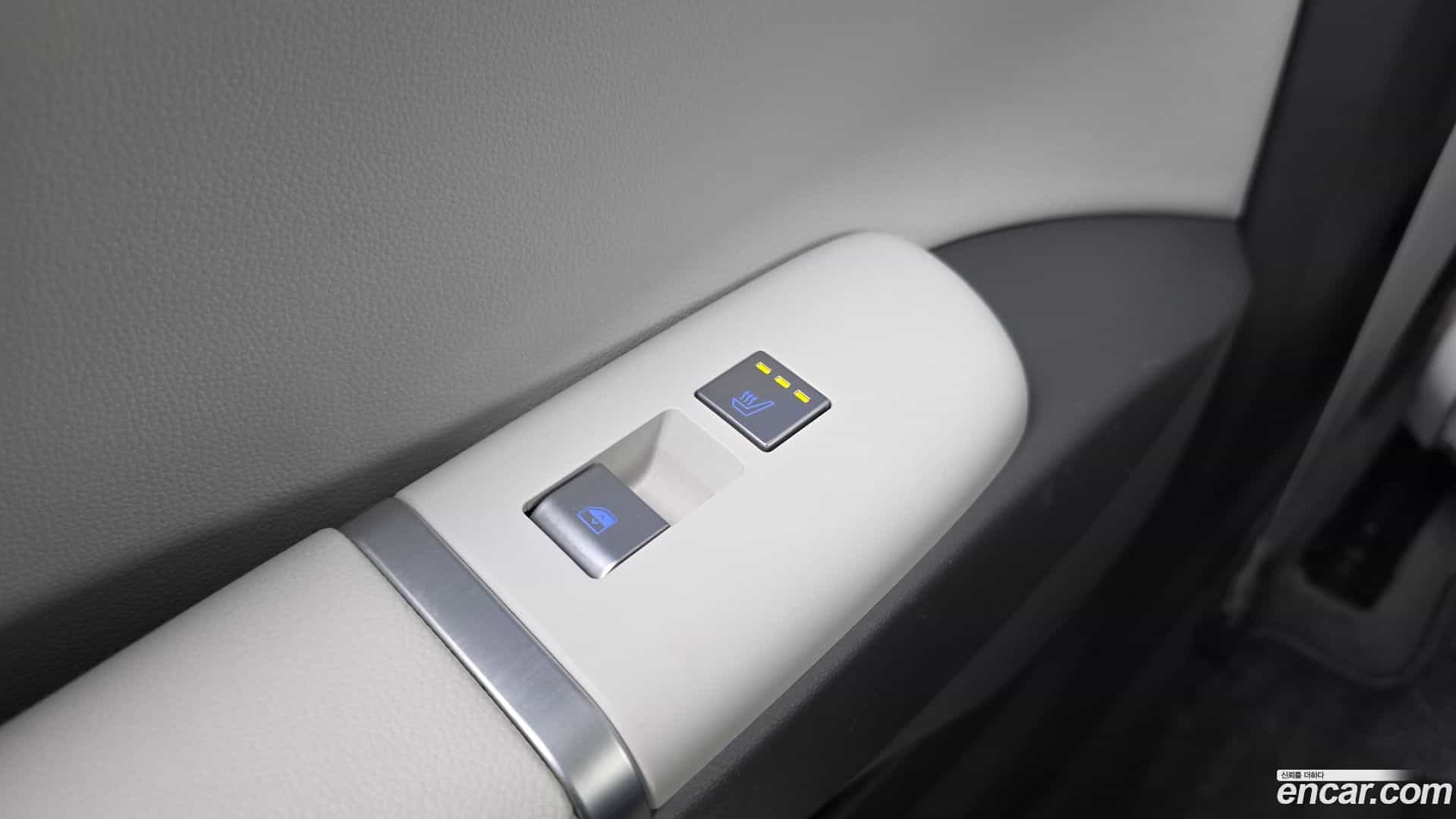 Grandeur Hyundai 2023.0-OPTION-023