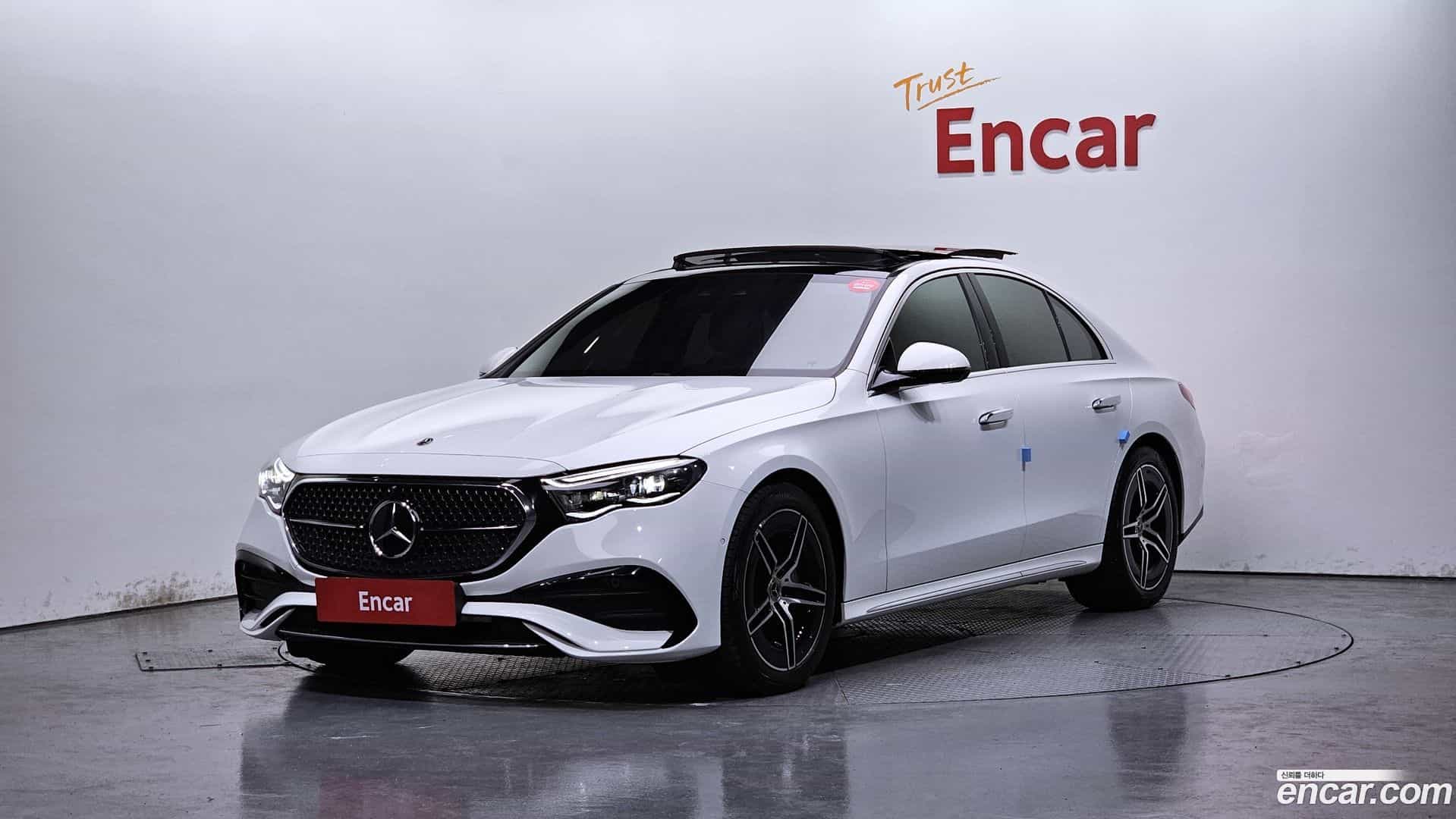 E-Class Mercedes-Benz 2024.5-OUTER-001