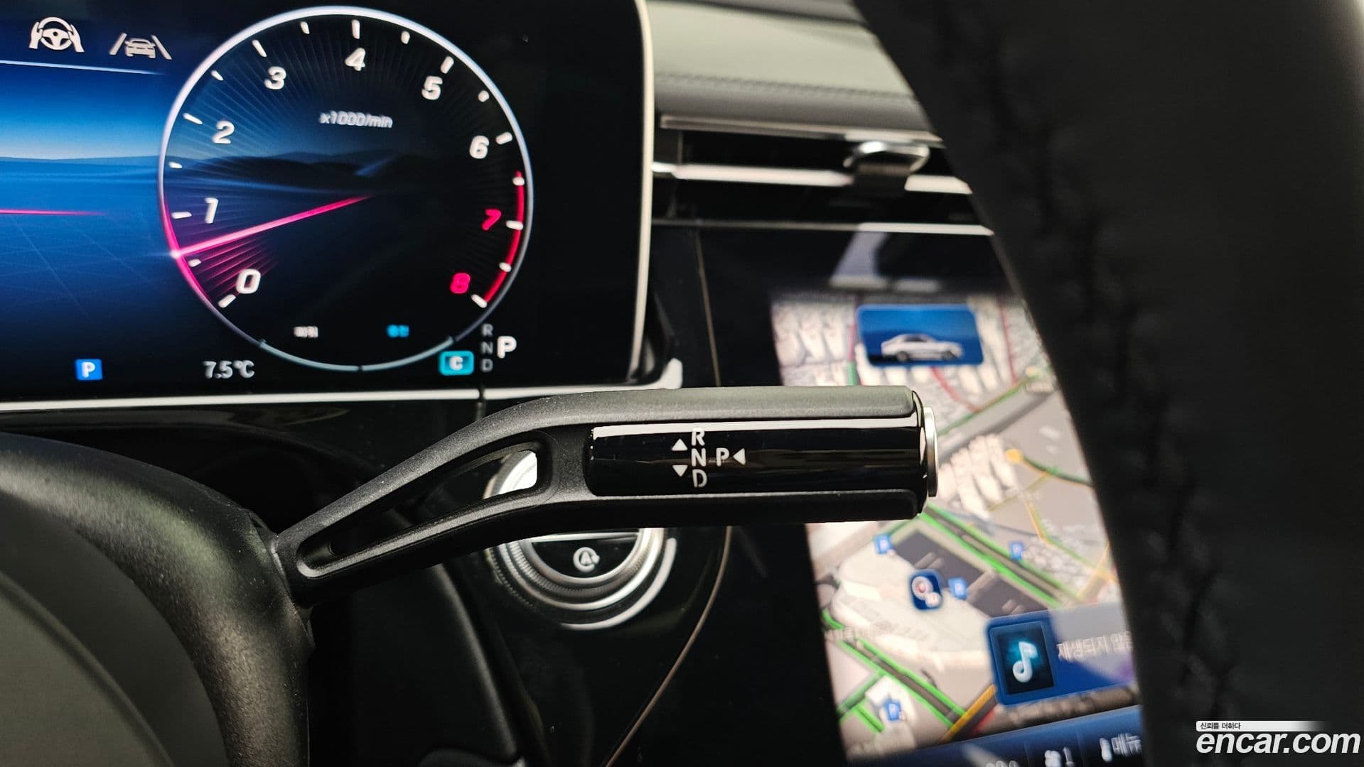 Main__Slider__Photo:E-Class Mercedes-Benz 2024.5-8