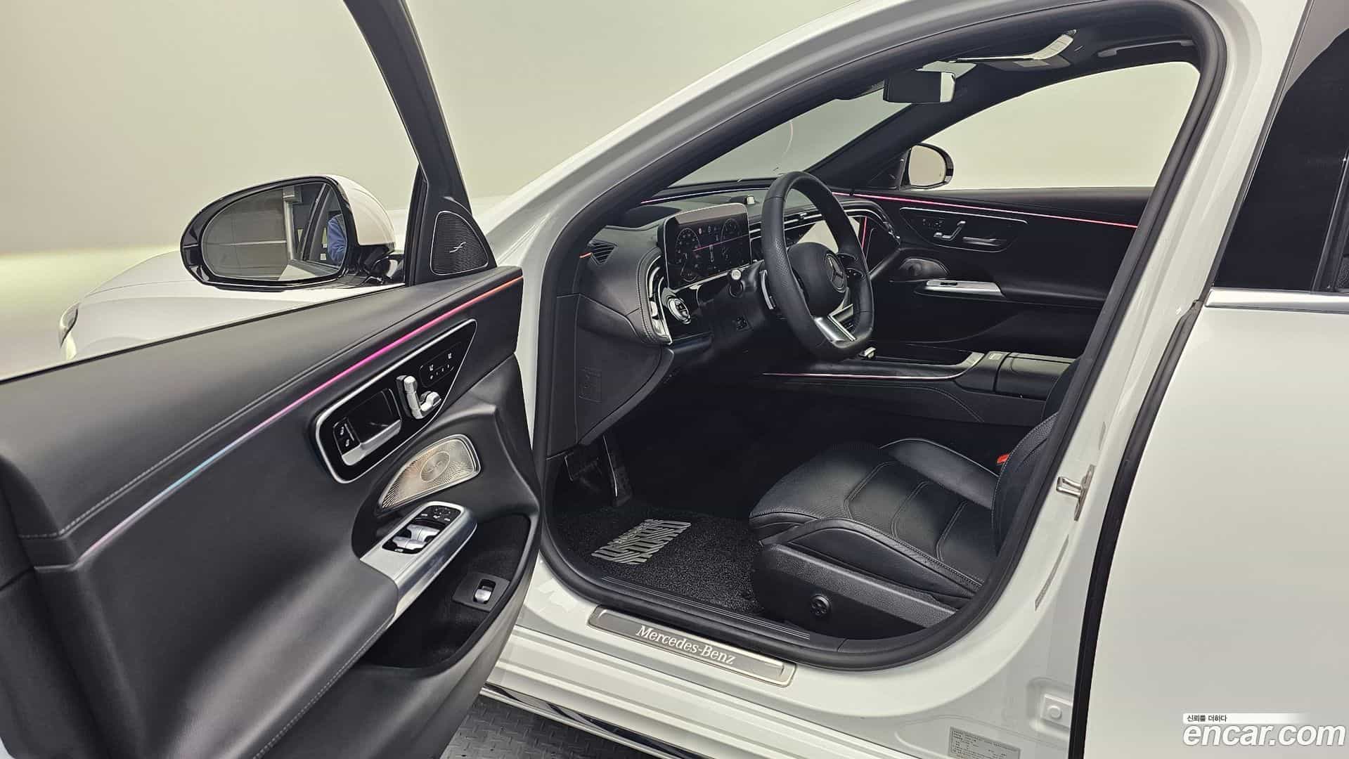 E-Class Mercedes-Benz 2024.5-INNER-010