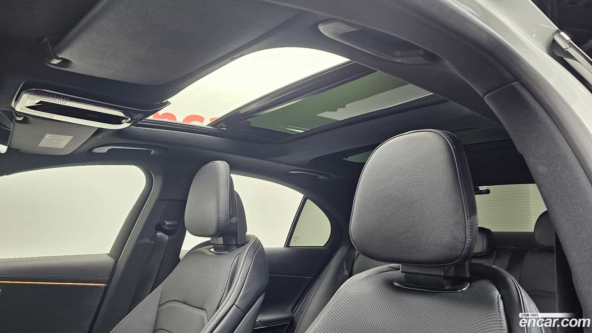 E-Class Mercedes-Benz 2024.5-OPTION-023