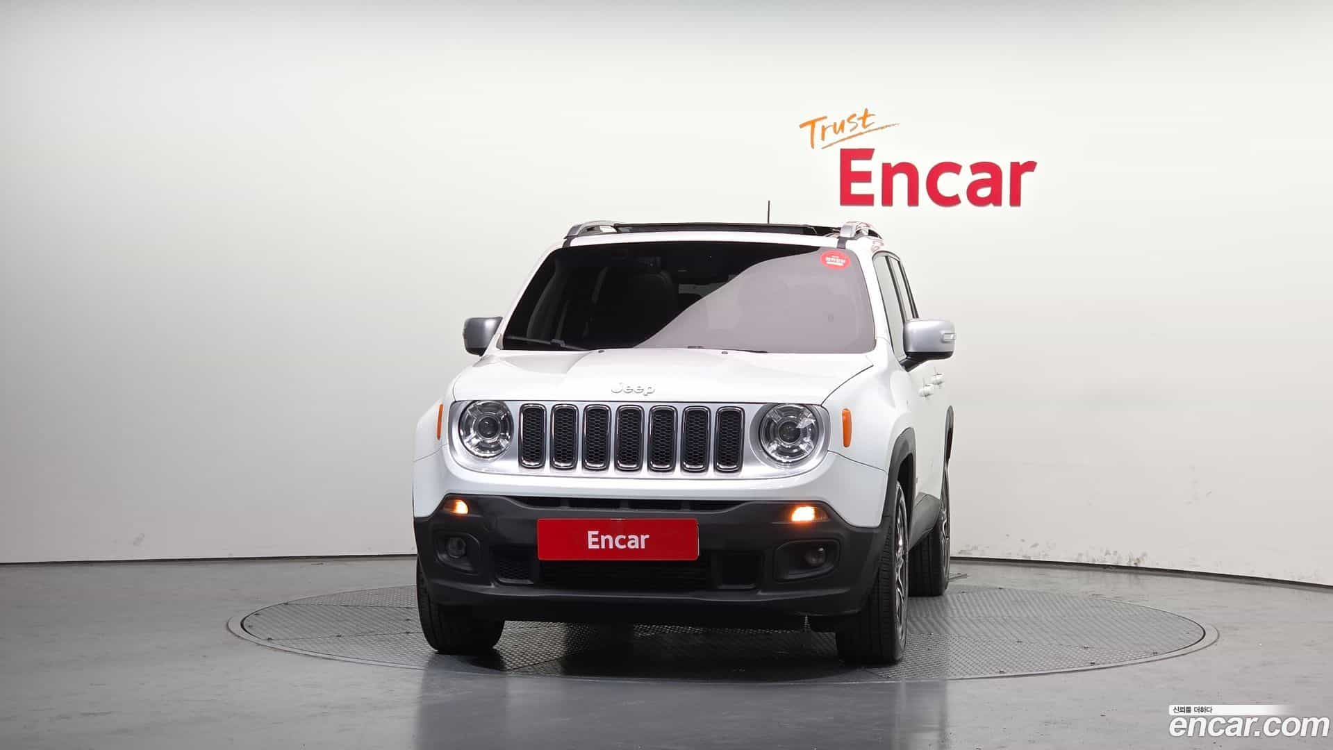 Renegade Jeep 2018.11-OUTER-003