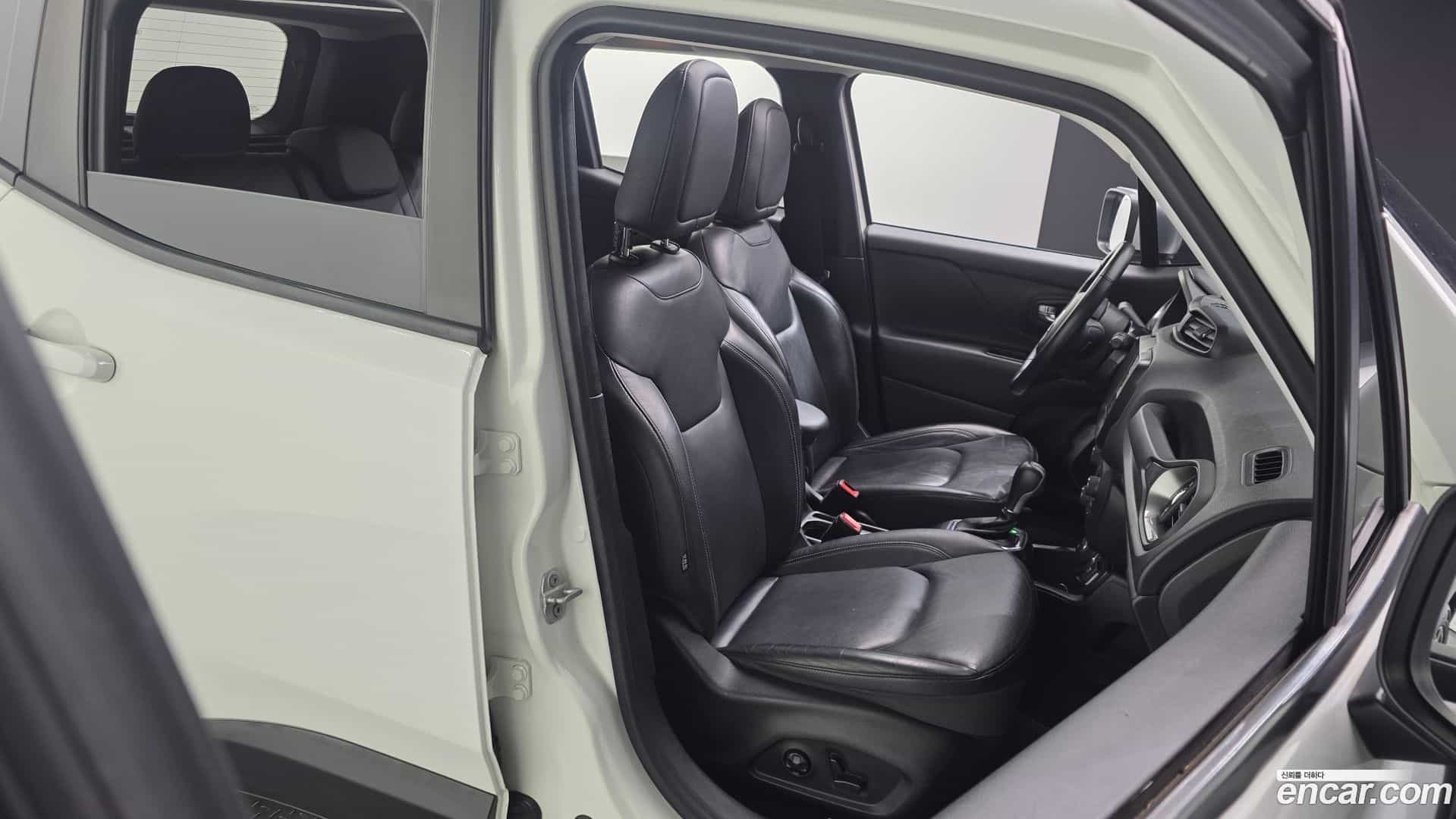 Renegade Jeep 2018.11-OPTION-016