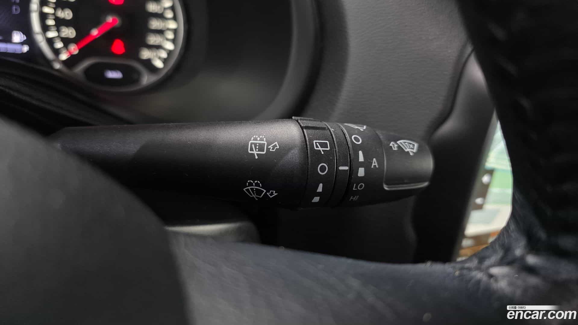 Renegade Jeep 2018.11-OPTION-020