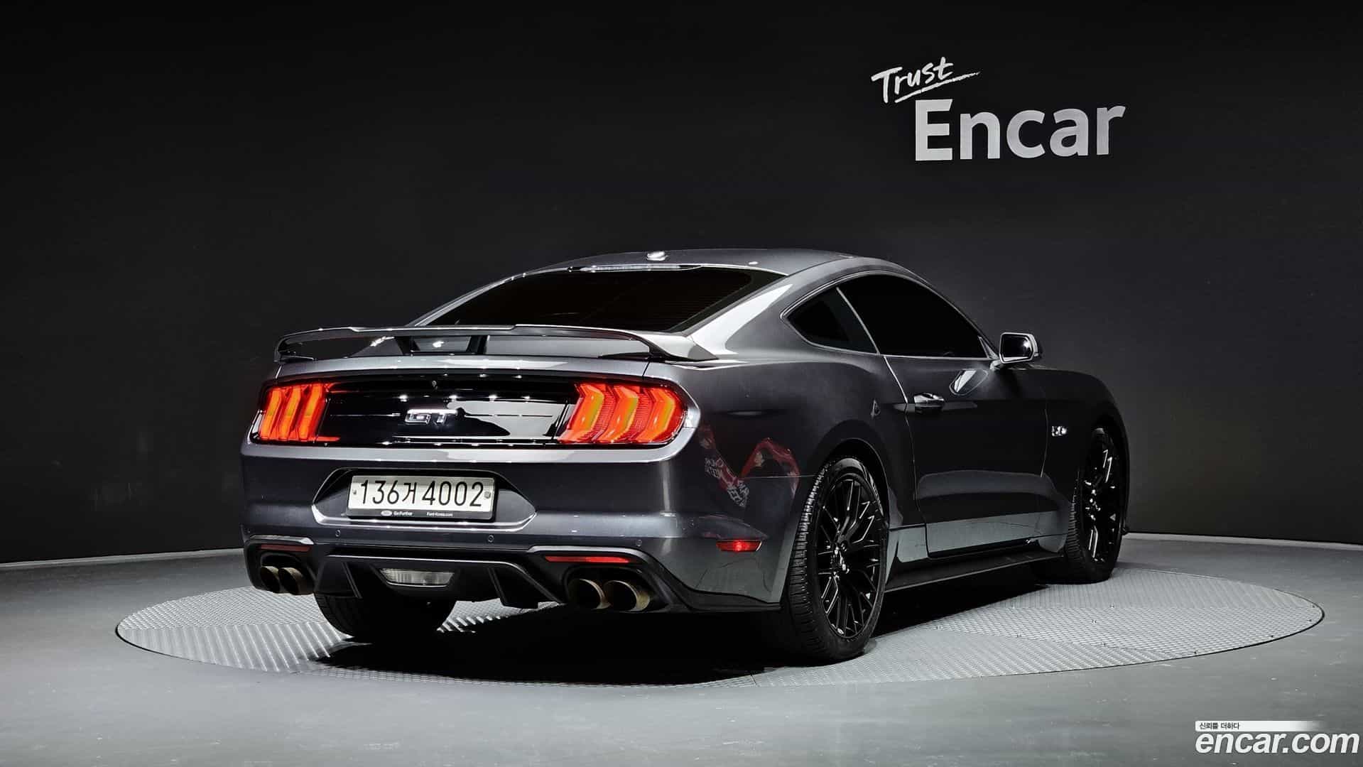 Mustang Ford 2018.3-OUTER-002