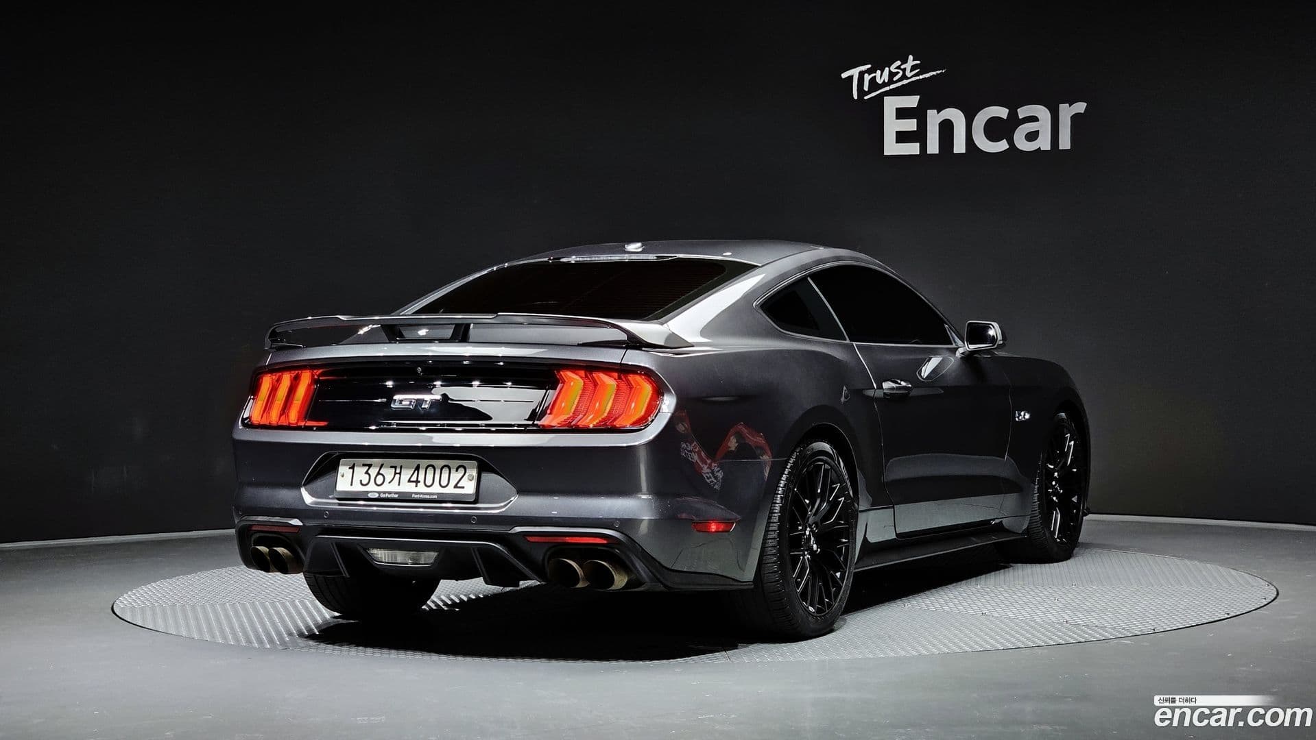 Main__Slider__Photo:Mustang Ford 2018.3-1