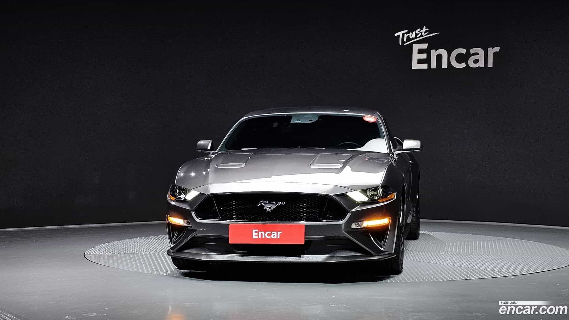 Mustang Ford 2018.3-OUTER-003