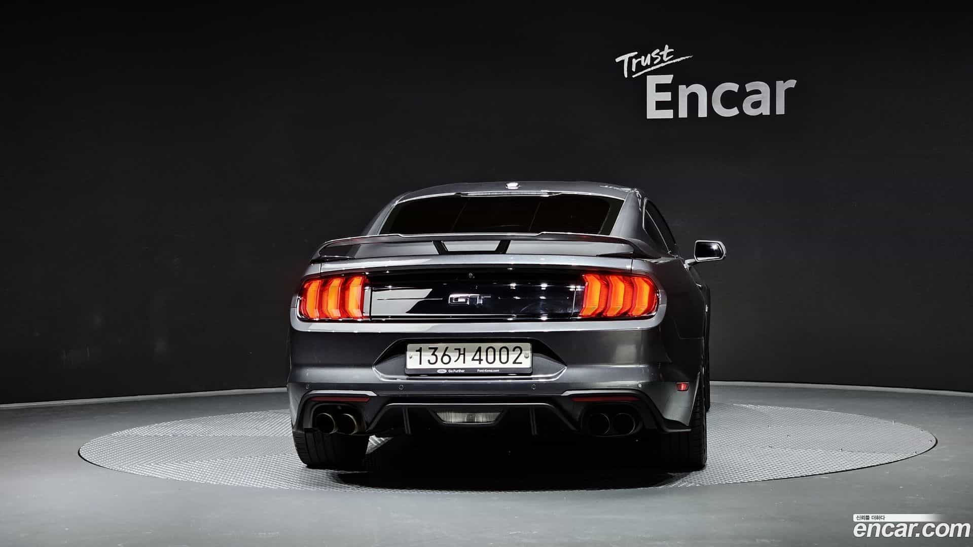 Mustang Ford 2018.3-OUTER-004