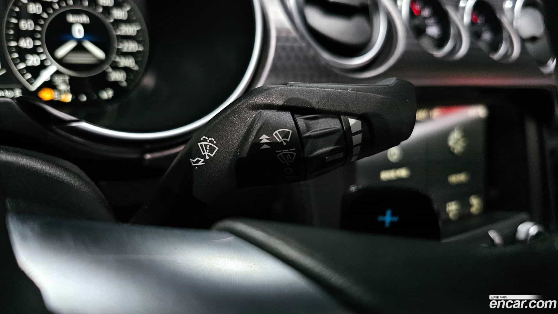 Mustang Ford 2018.3-OPTION-022