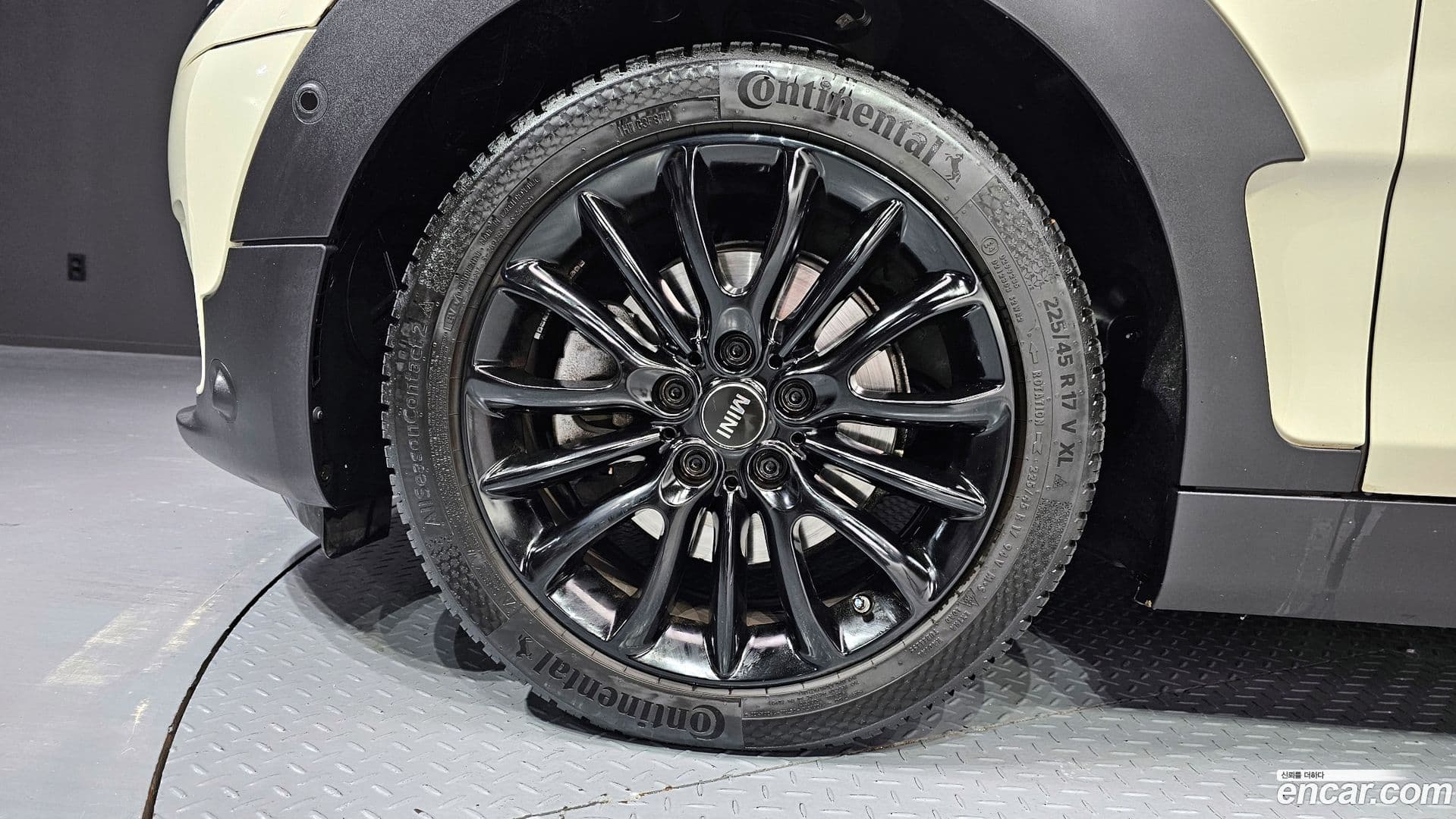 Main__Slider__Photo:Clubman Mini 2020.11-4