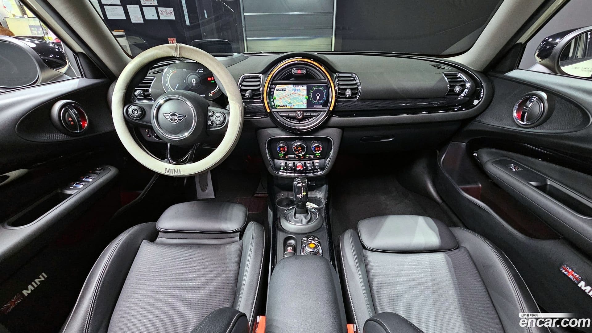 Main__Slider__Photo:Clubman Mini 2020.11-6