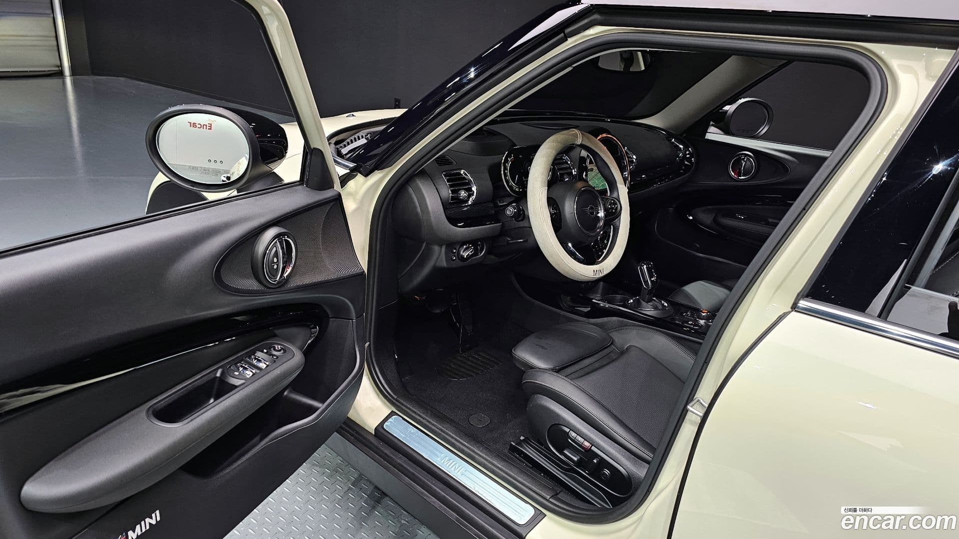 Main__Slider__Photo:Clubman Mini 2020.11-10