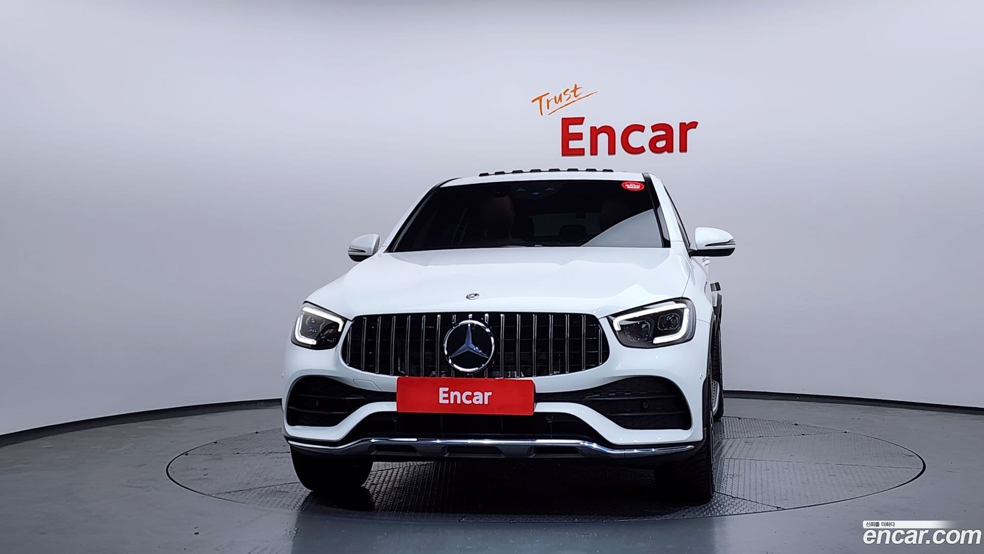 Main__Slider__Photo:GLC-Class Mercedes-Benz 2021.3-2