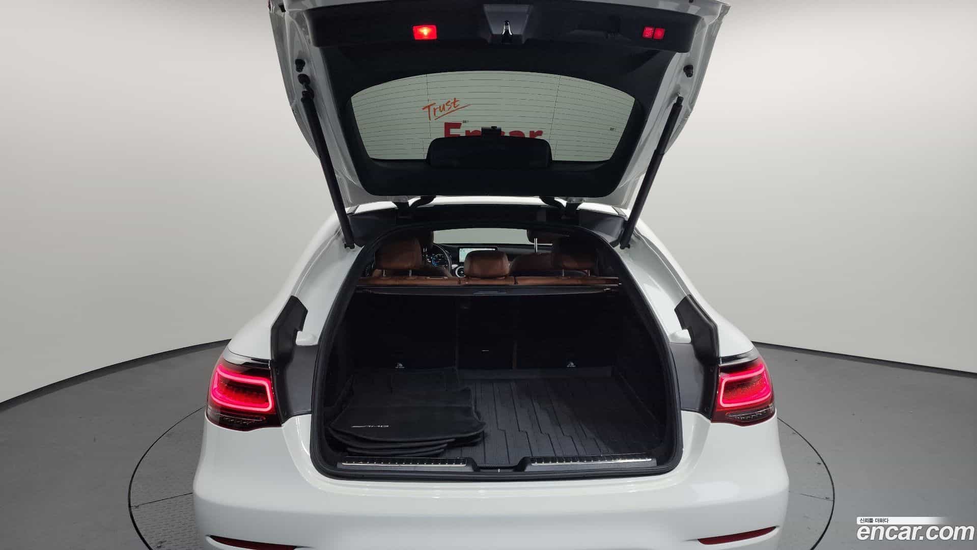 GLC-Class Mercedes-Benz 2021.3-OPTION-024