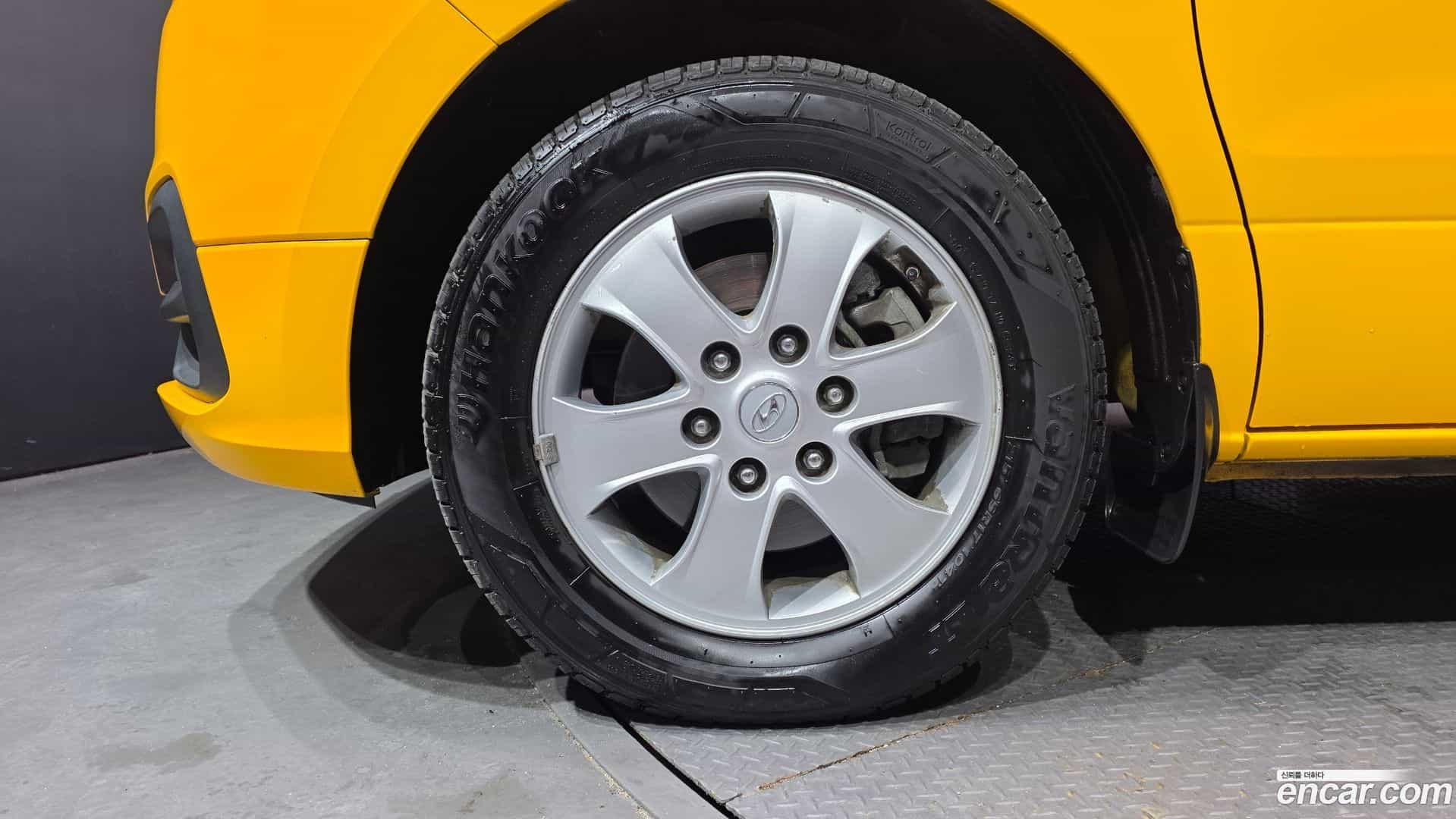 Starex Hyundai 2018.5-OUTER-005