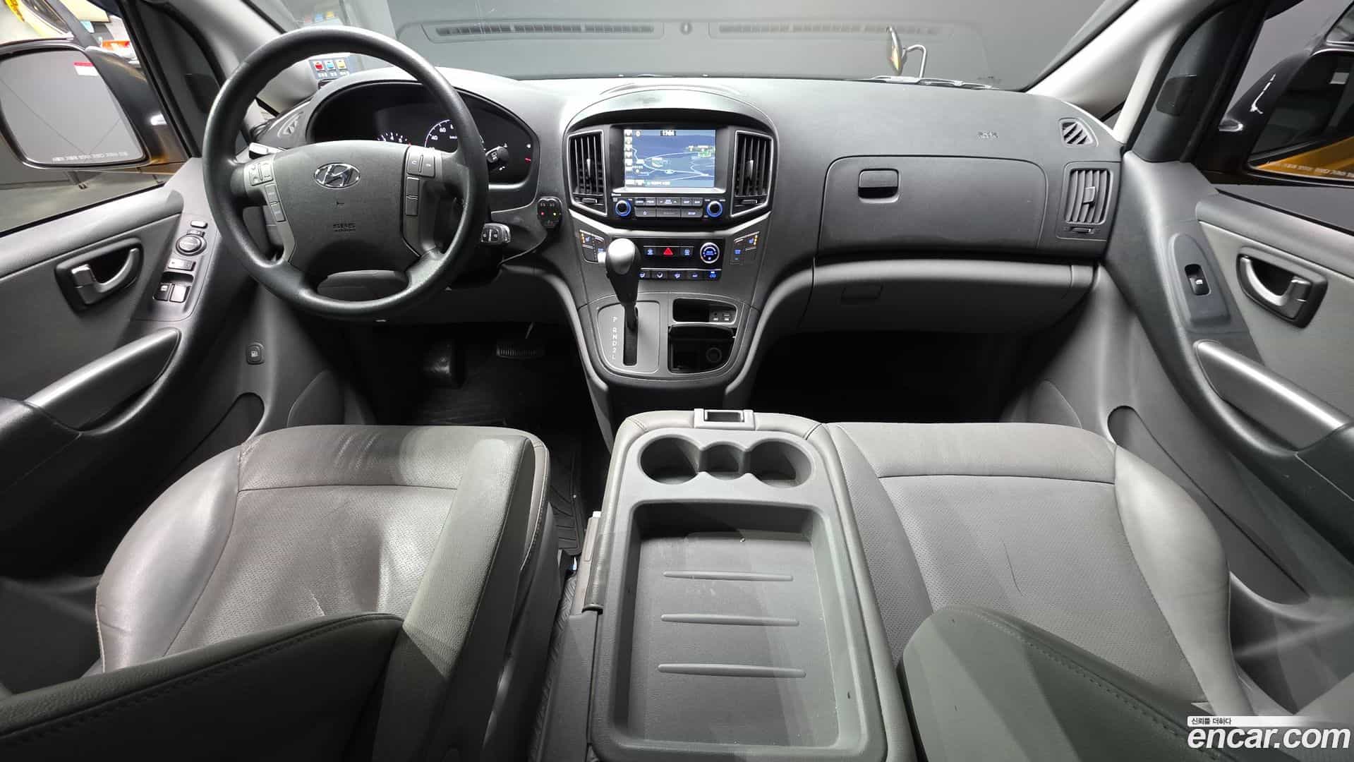 Starex Hyundai 2018.5-INNER-007