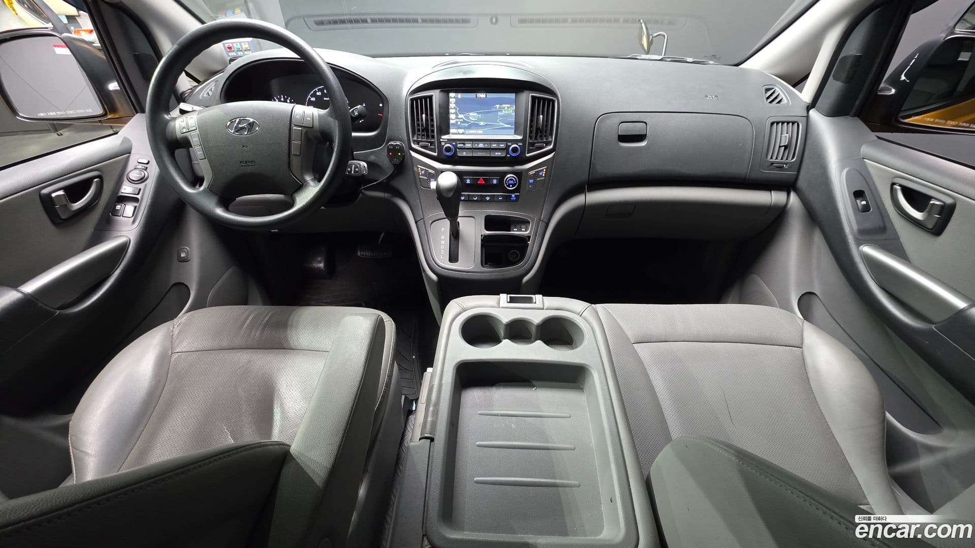 Main__Slider__Photo:Starex Hyundai 2018.5-6