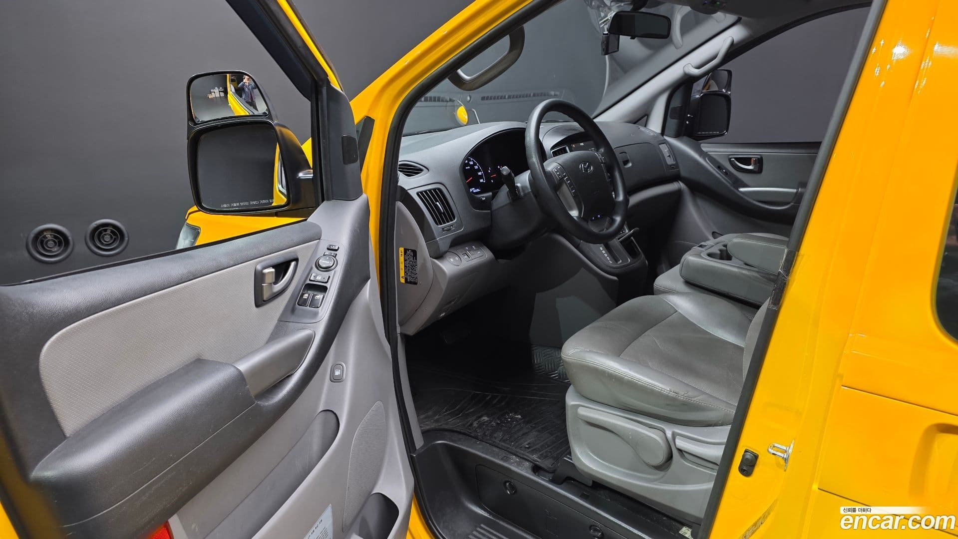 Main__Slider__Photo:Starex Hyundai 2018.5-9