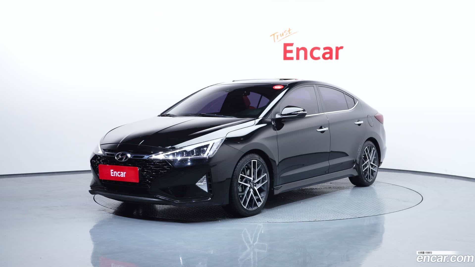 AVANTE Hyundai 2019.0-OUTER-001