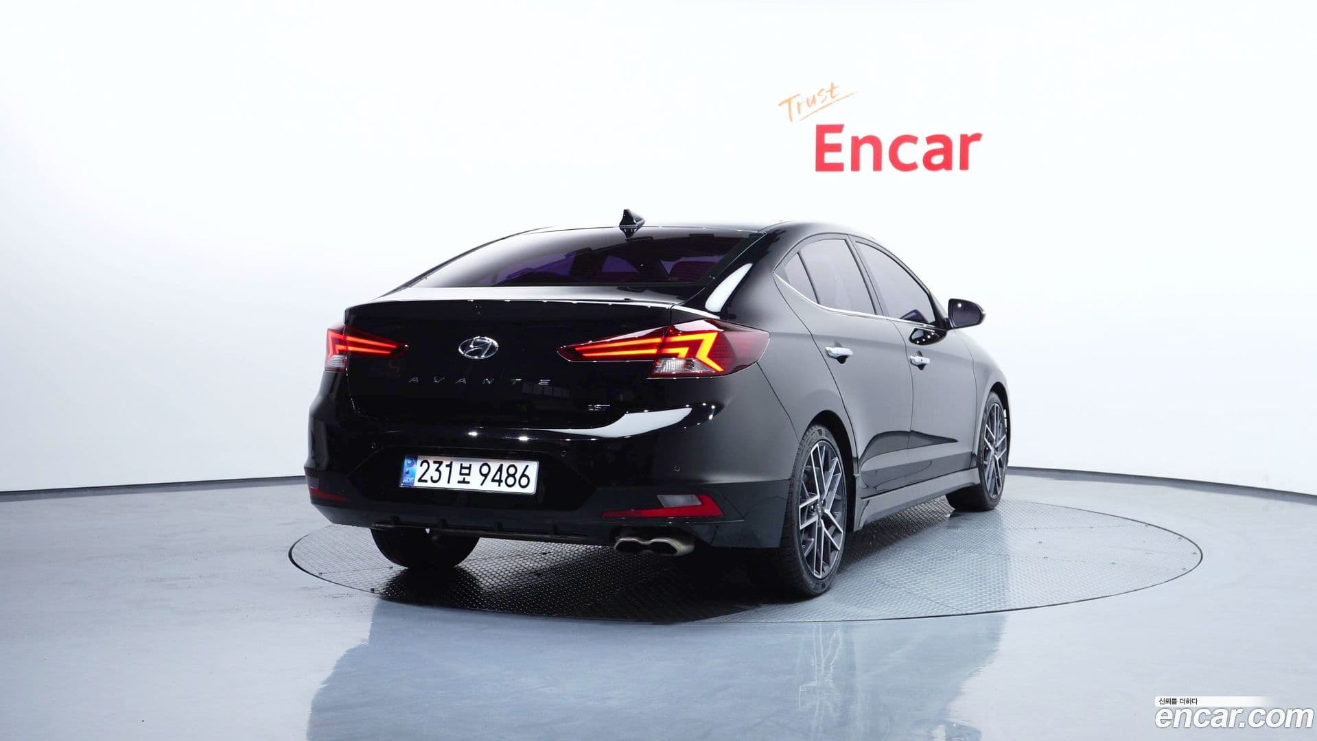 Main__Slider__Photo:AVANTE Hyundai 2019.0-1