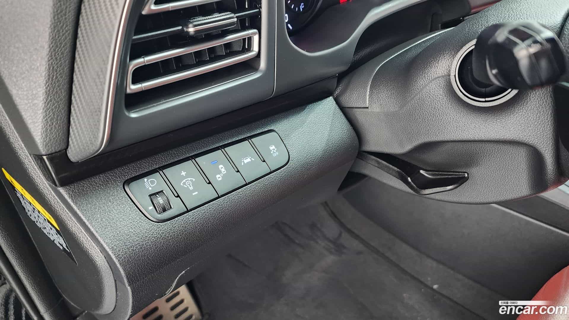 AVANTE Hyundai 2019.0-OPTION-018