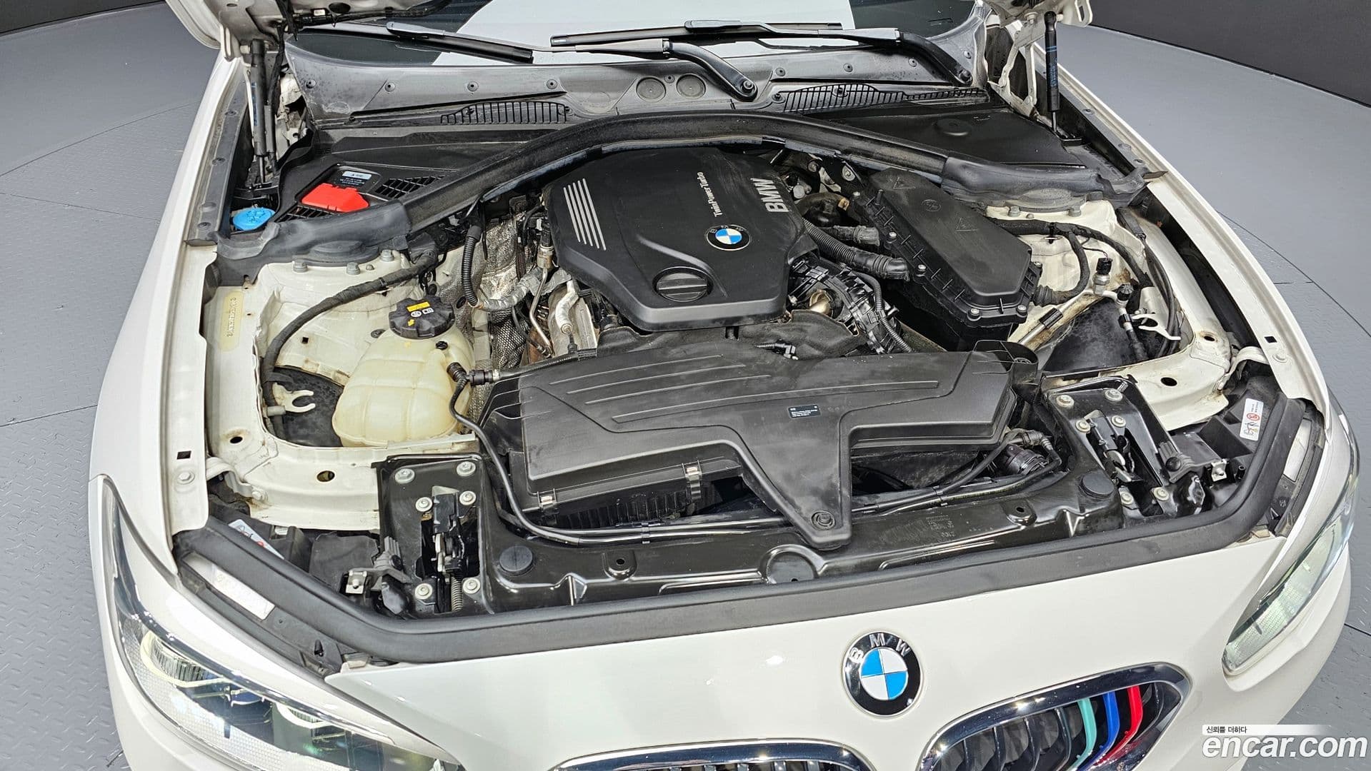 Main__Slider__Photo:1-Series BMW 2016.11-5