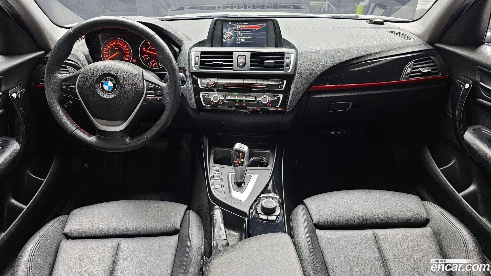 Main__Slider__Photo:1-Series BMW 2016.11-6