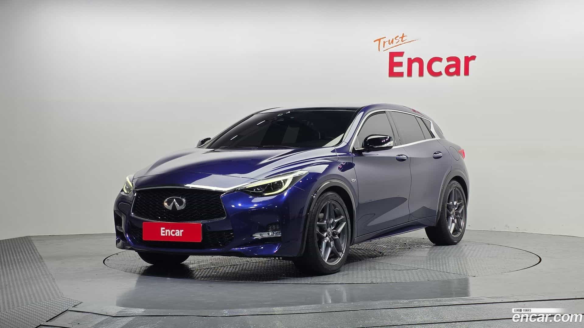 Q30 Infiniti 2017.7-OUTER-001