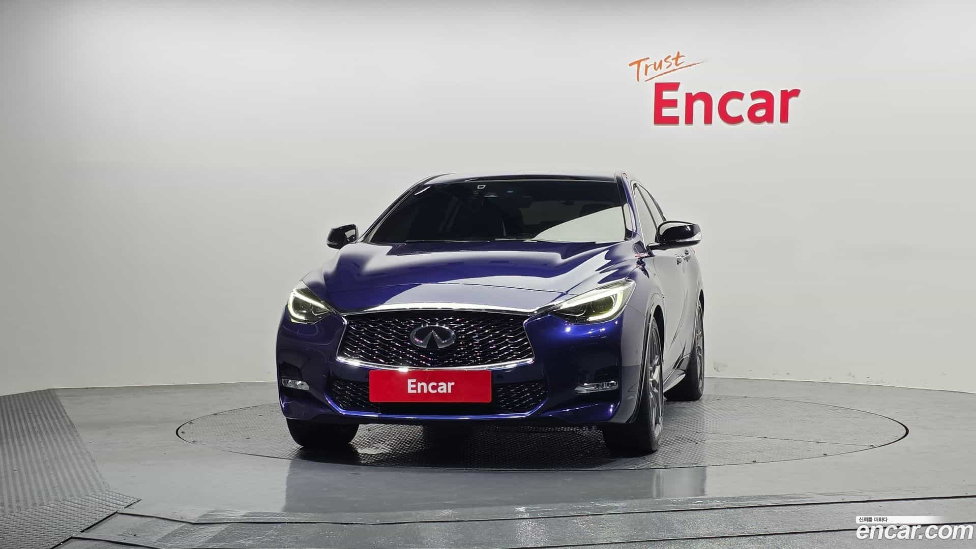 Q30 Infiniti 2017.7-OUTER-003