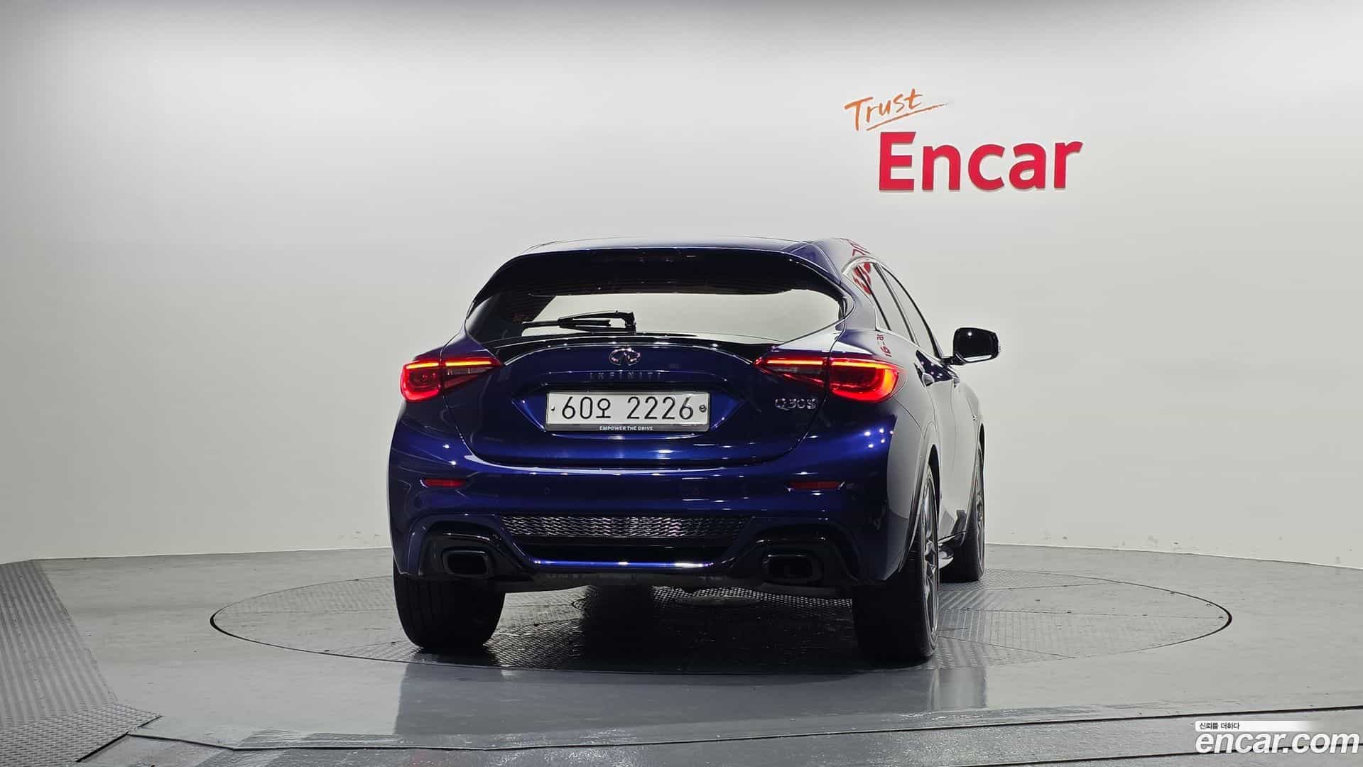 Q30 Infiniti 2017.7-OUTER-004