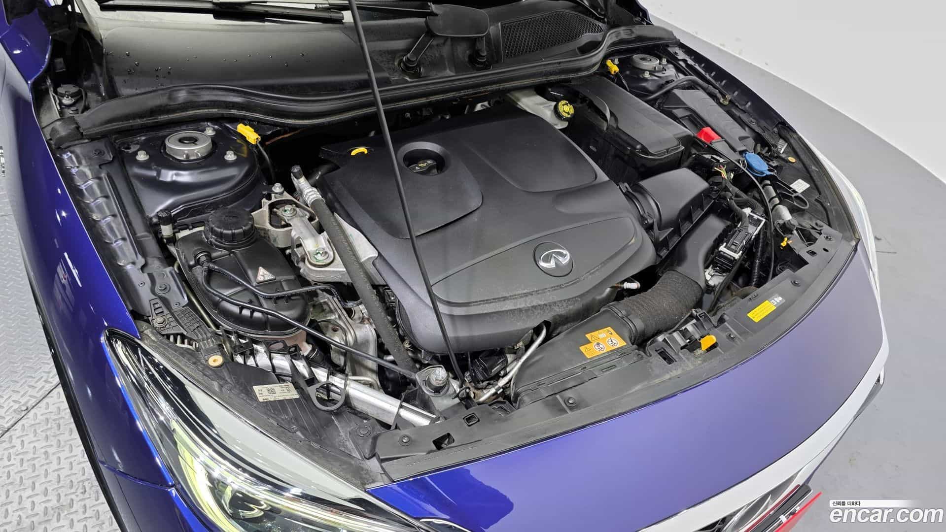 Q30 Infiniti 2017.7-INNER-006