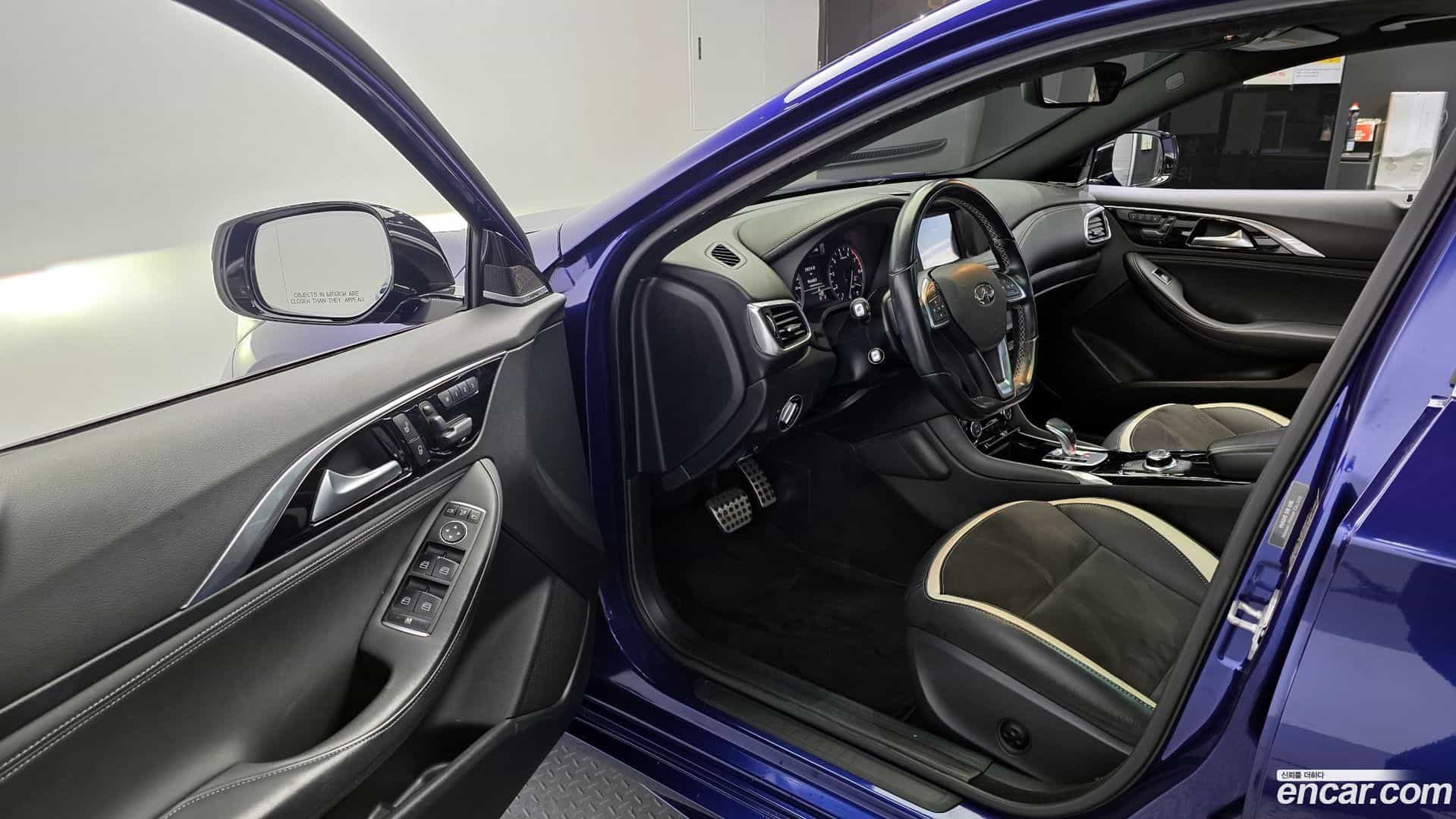 Q30 Infiniti 2017.7-INNER-010