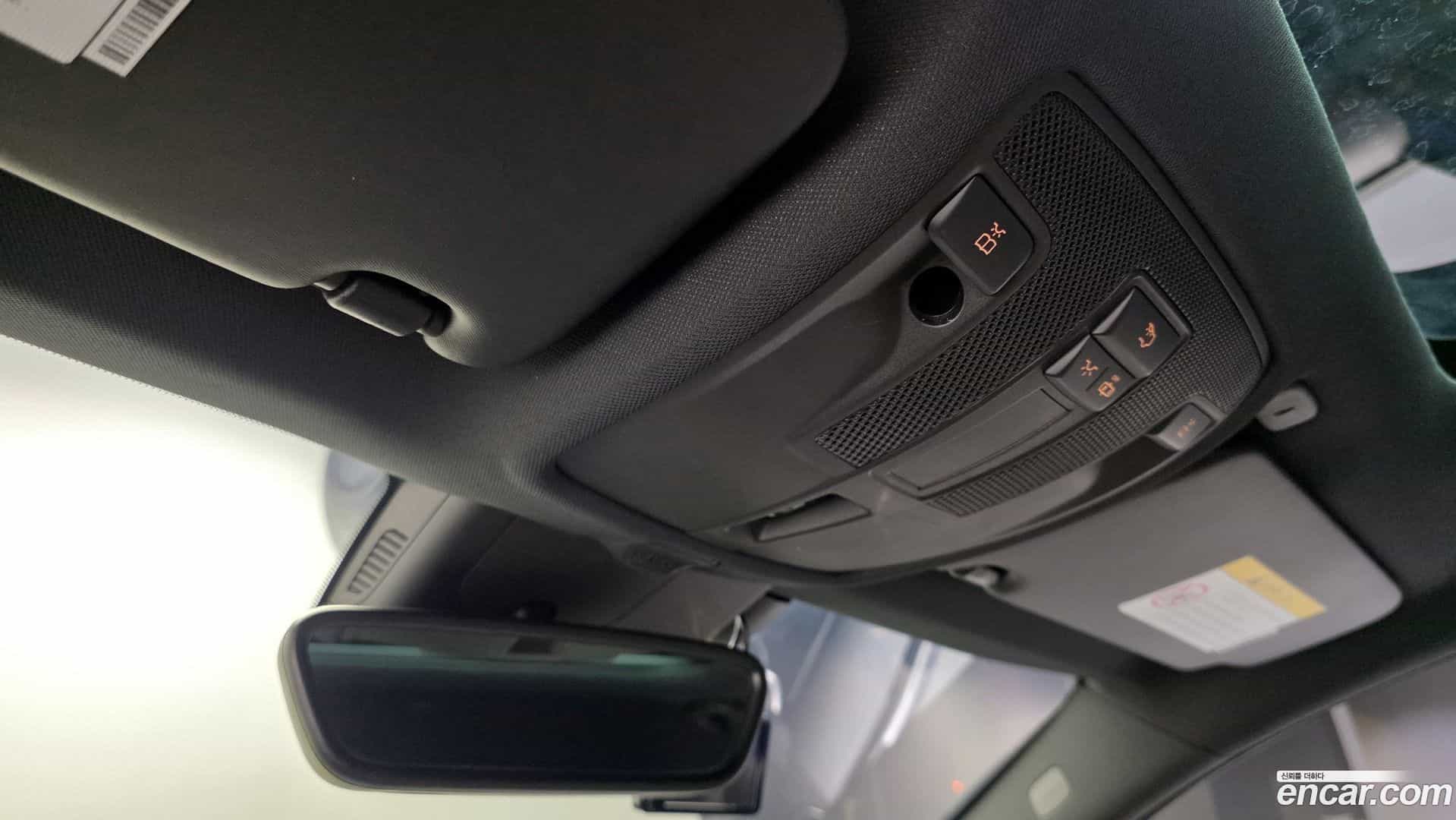 Q30 Infiniti 2017.7-OPTION-022