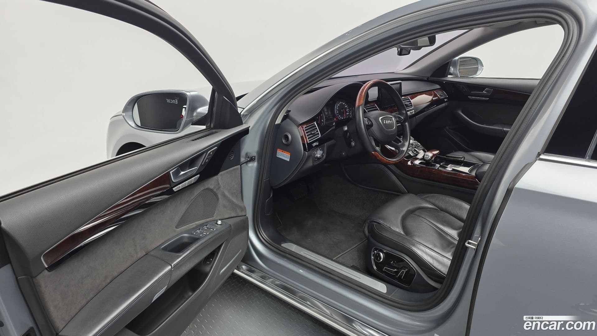 Main__Slider__Photo:A8 Audi 2012.2-10