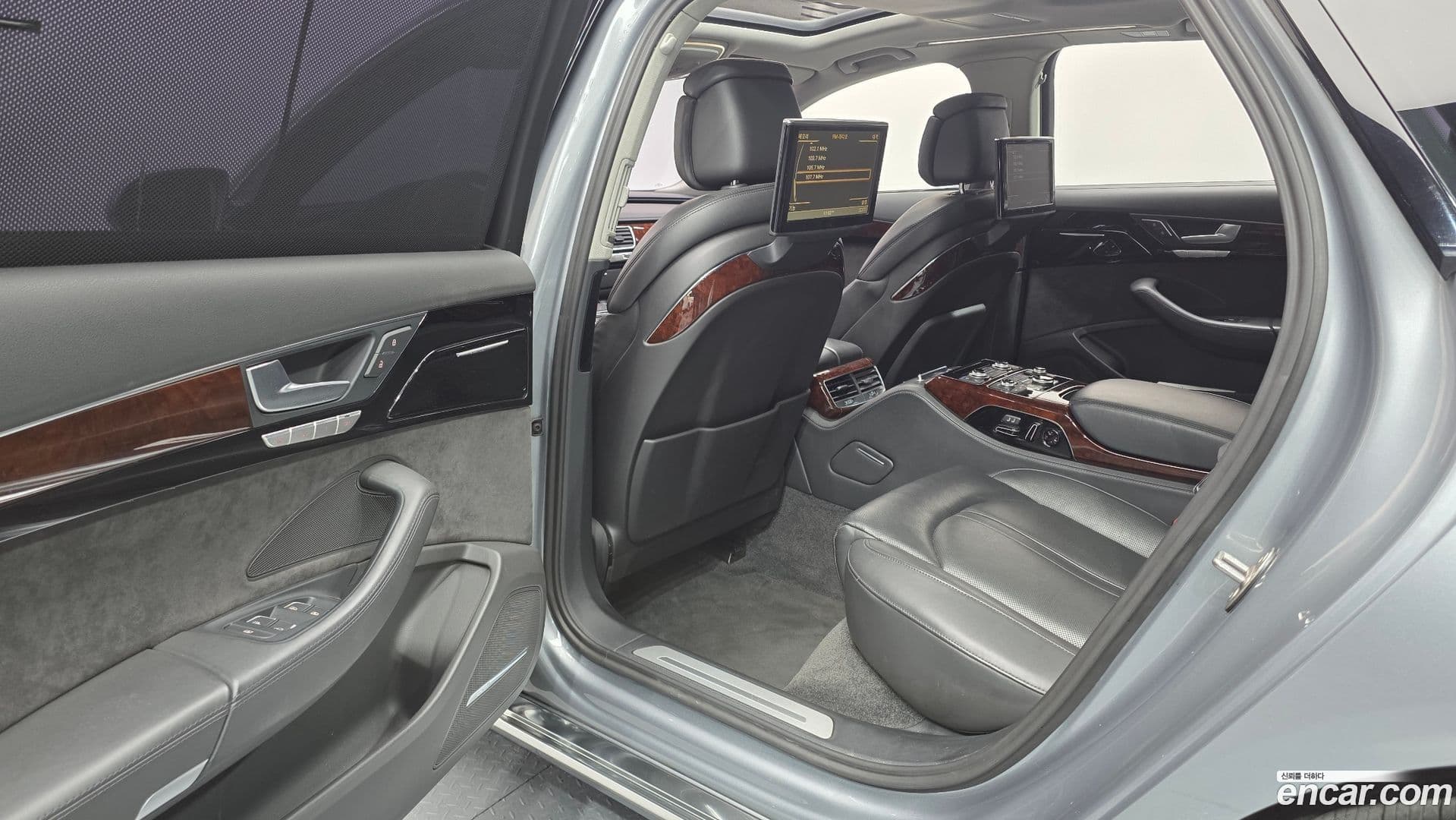 Main__Slider__Photo:A8 Audi 2012.2-11