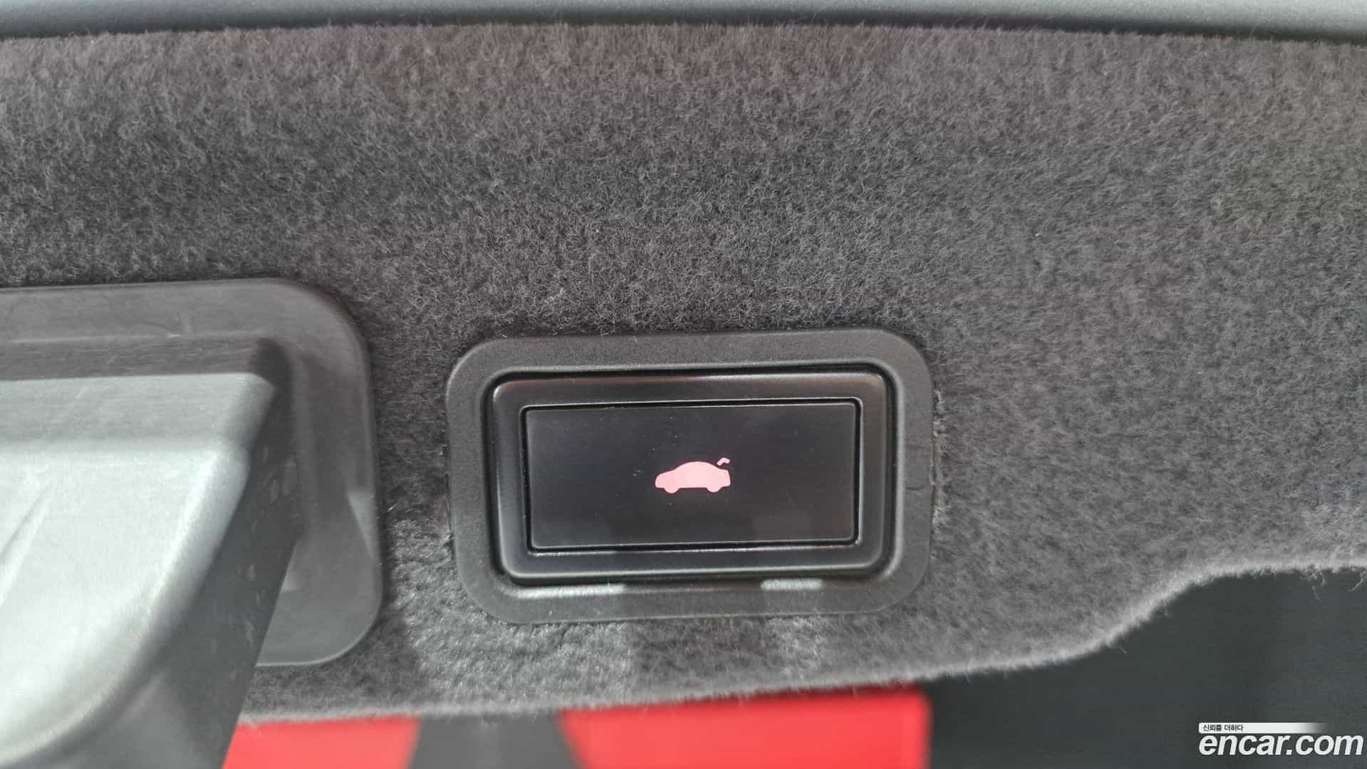 A8 Audi 2012.2-OPTION-024