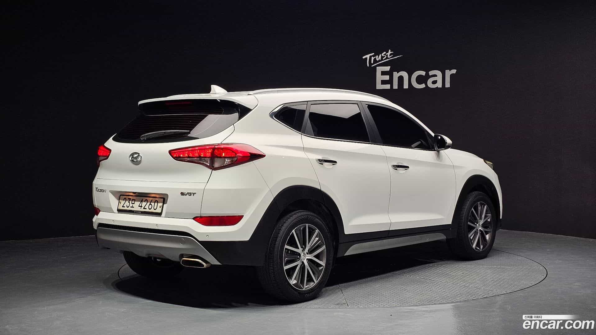 Tucson Hyundai 2016.10-OUTER-002