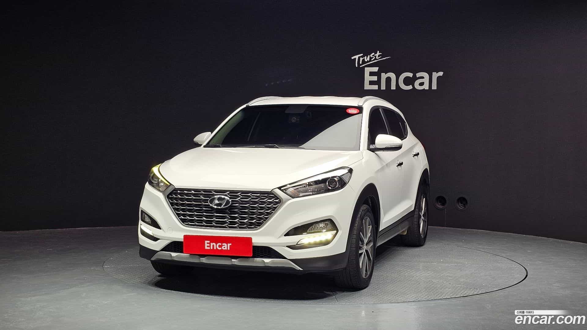 Tucson Hyundai 2016.10-OUTER-003