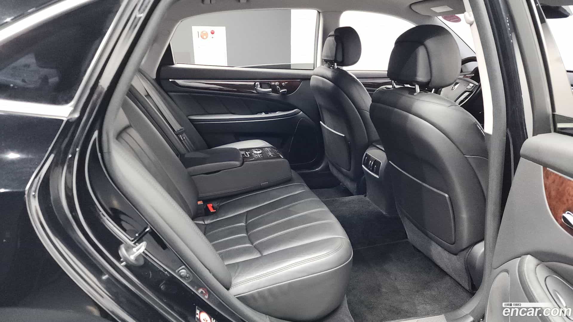 Equus Hyundai 2011.3-OPTION-016