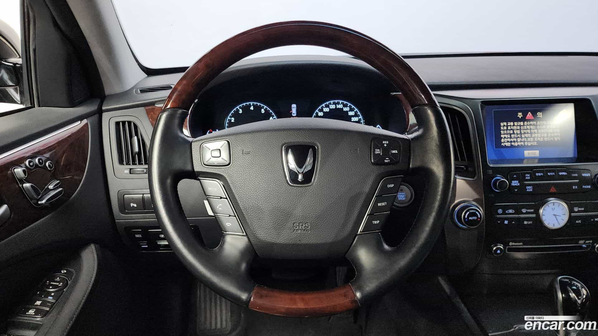 Equus Hyundai 2011.3-OPTION-017