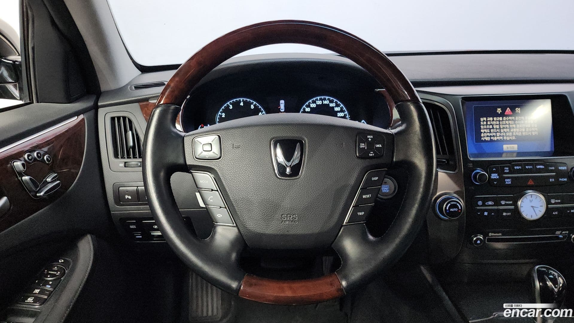 Main__Slider__Photo:Equus Hyundai 2011.3-12