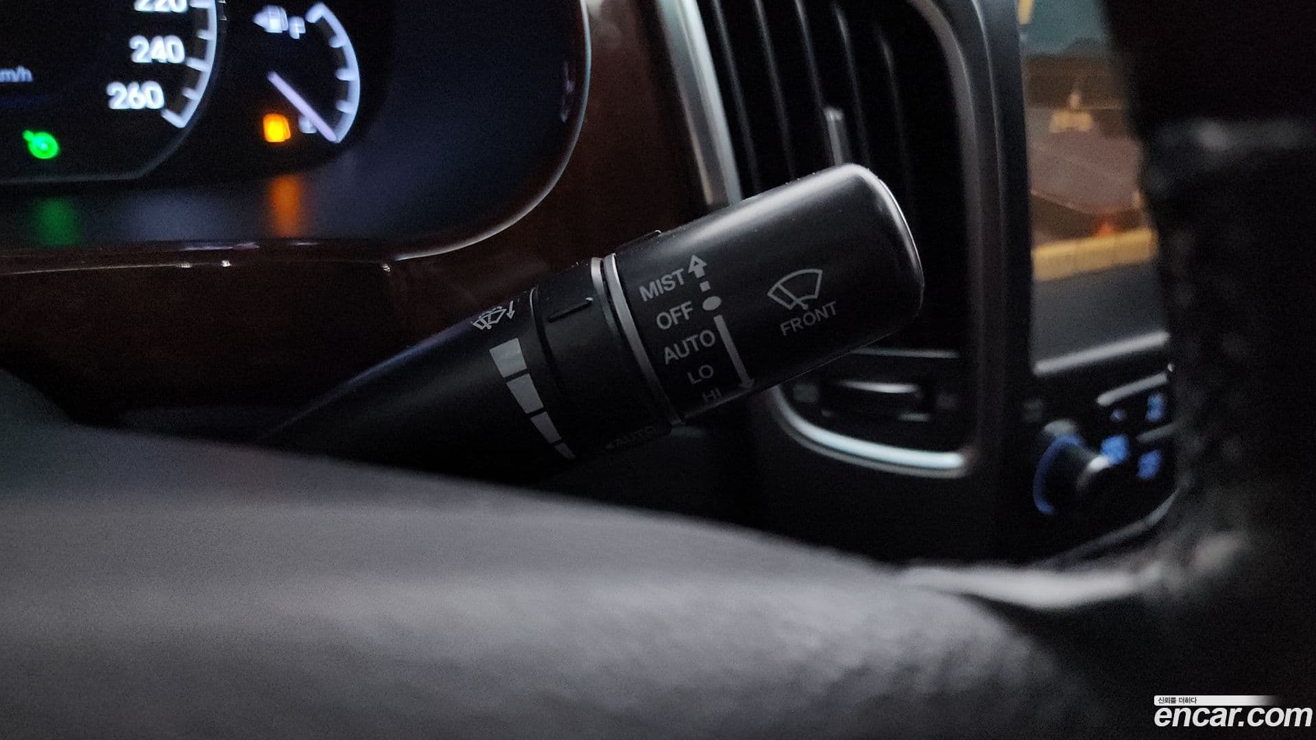 Main__Slider__Photo:Equus Hyundai 2011.3-17