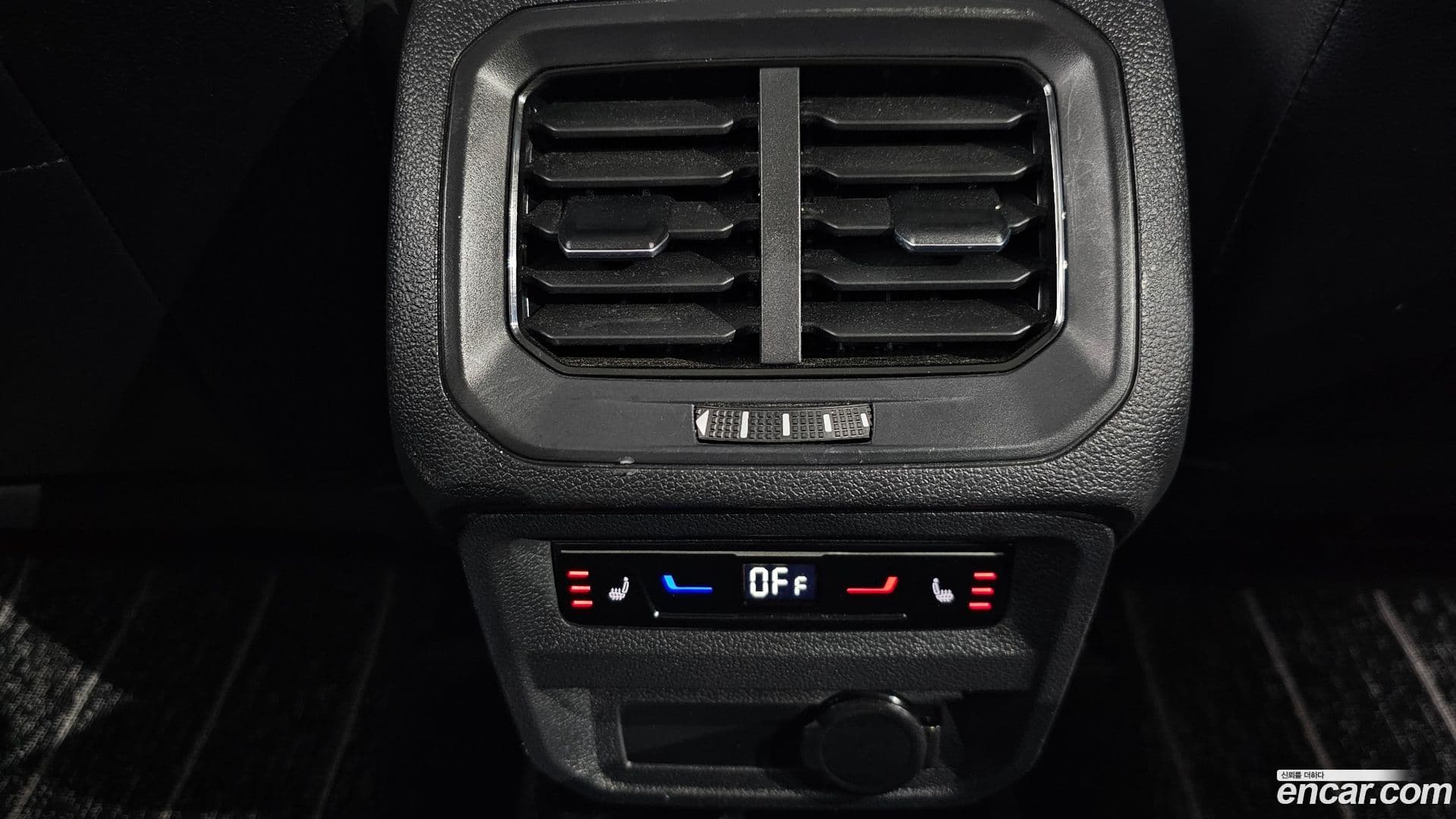 Main__Slider__Photo:Tiguan Volkswagen 2022.8-18