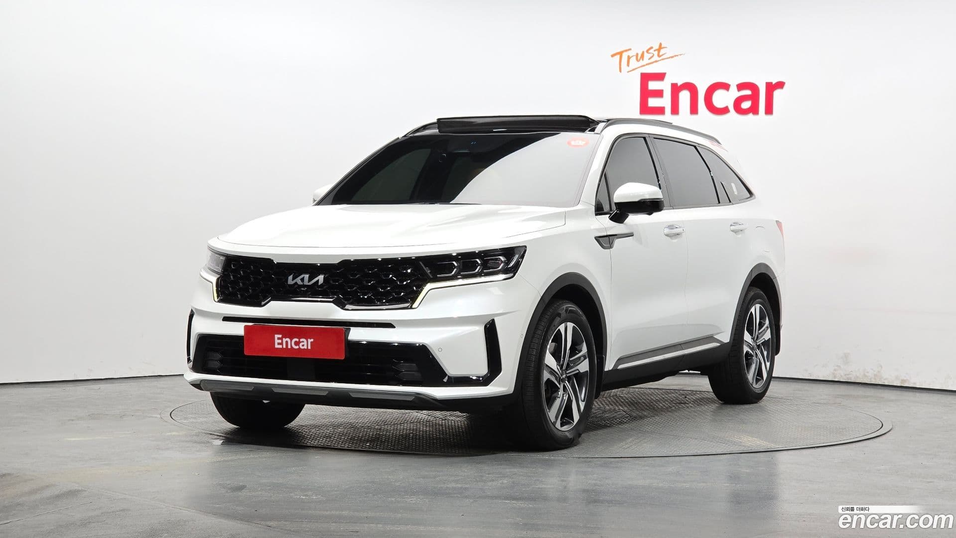 Main__Slider__Photo:Sorento Kia 2022.9-0