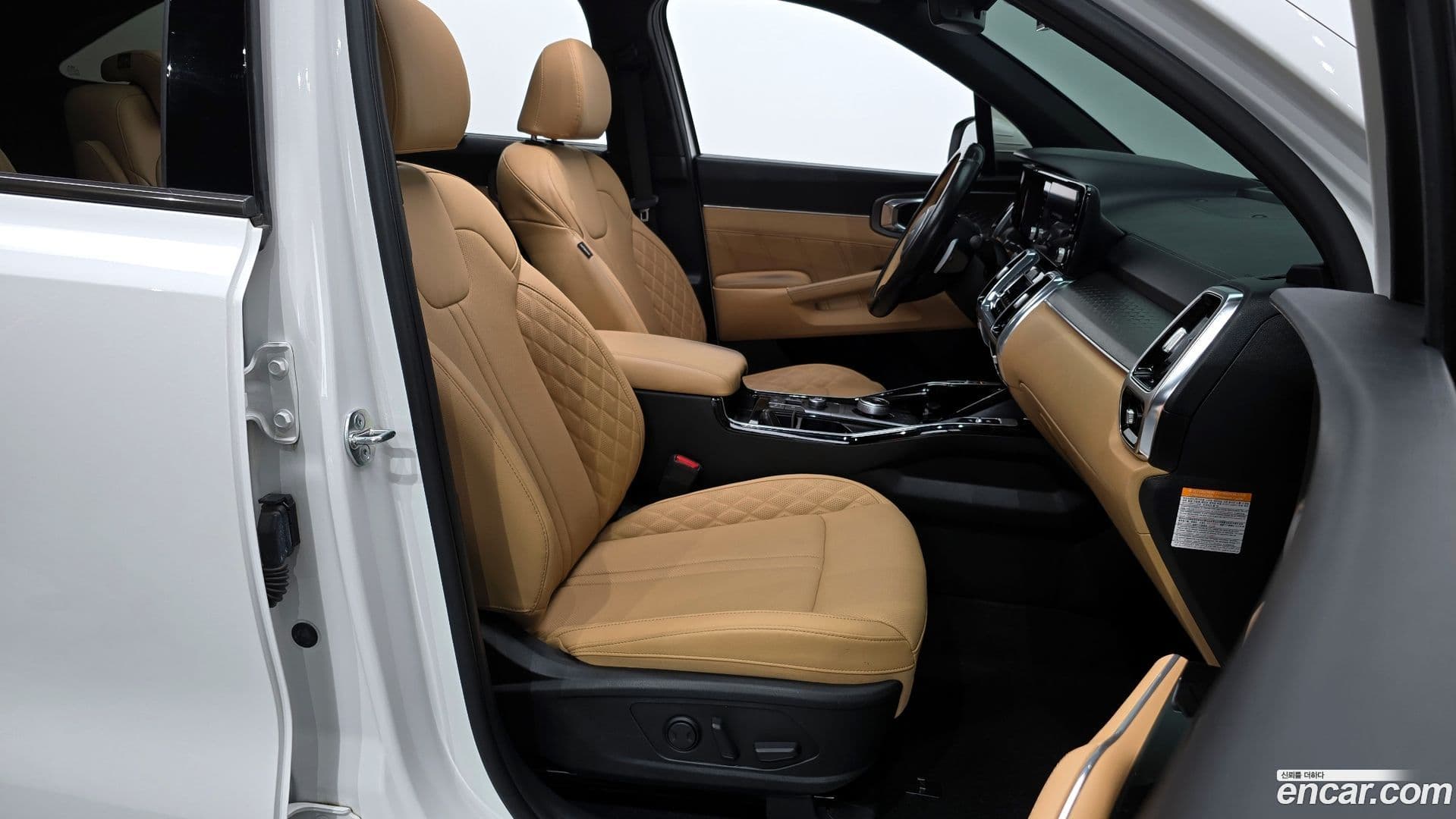 Main__Slider__Photo:Sorento Kia 2022.9-9