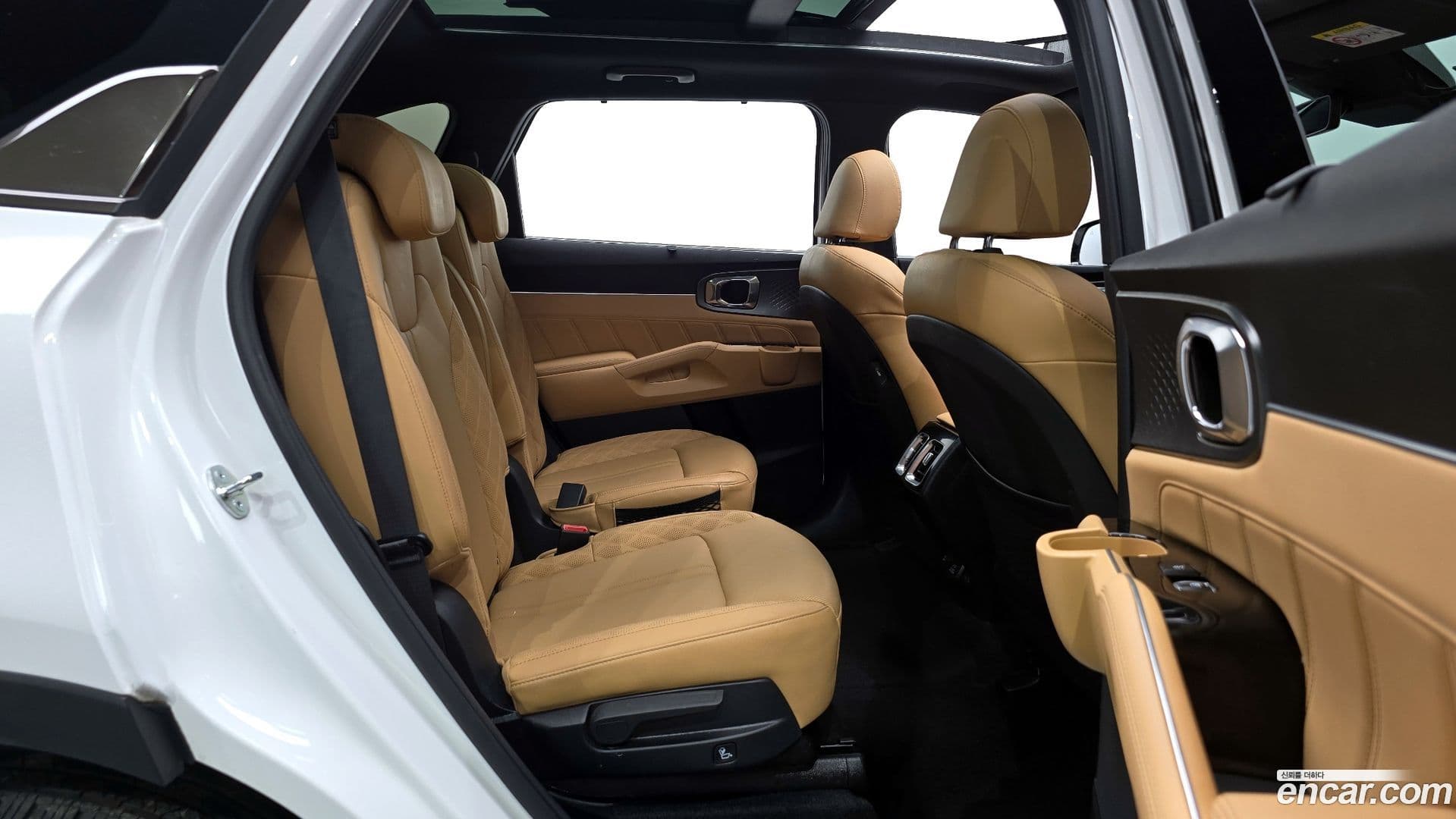 Main__Slider__Photo:Sorento Kia 2022.9-11