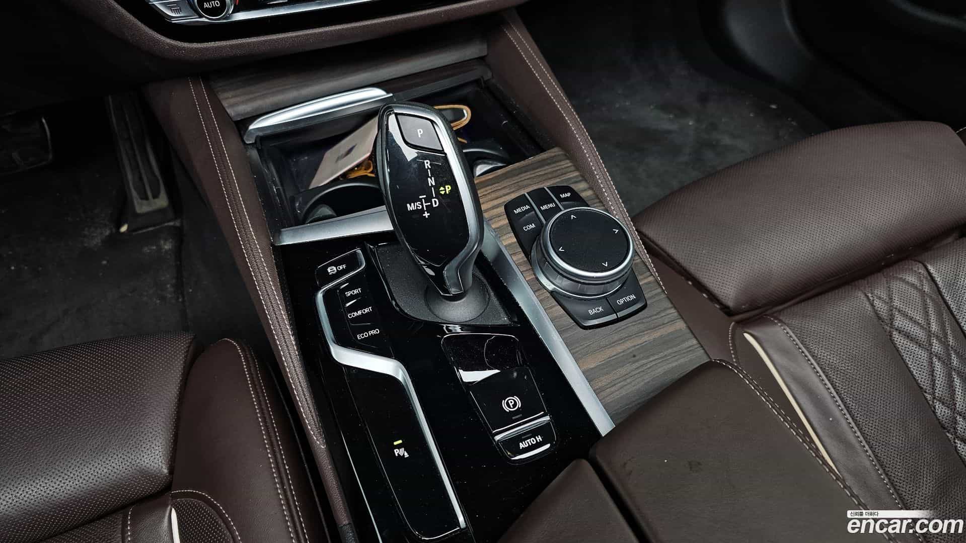 5-Series BMW 2020.9-INNER-009