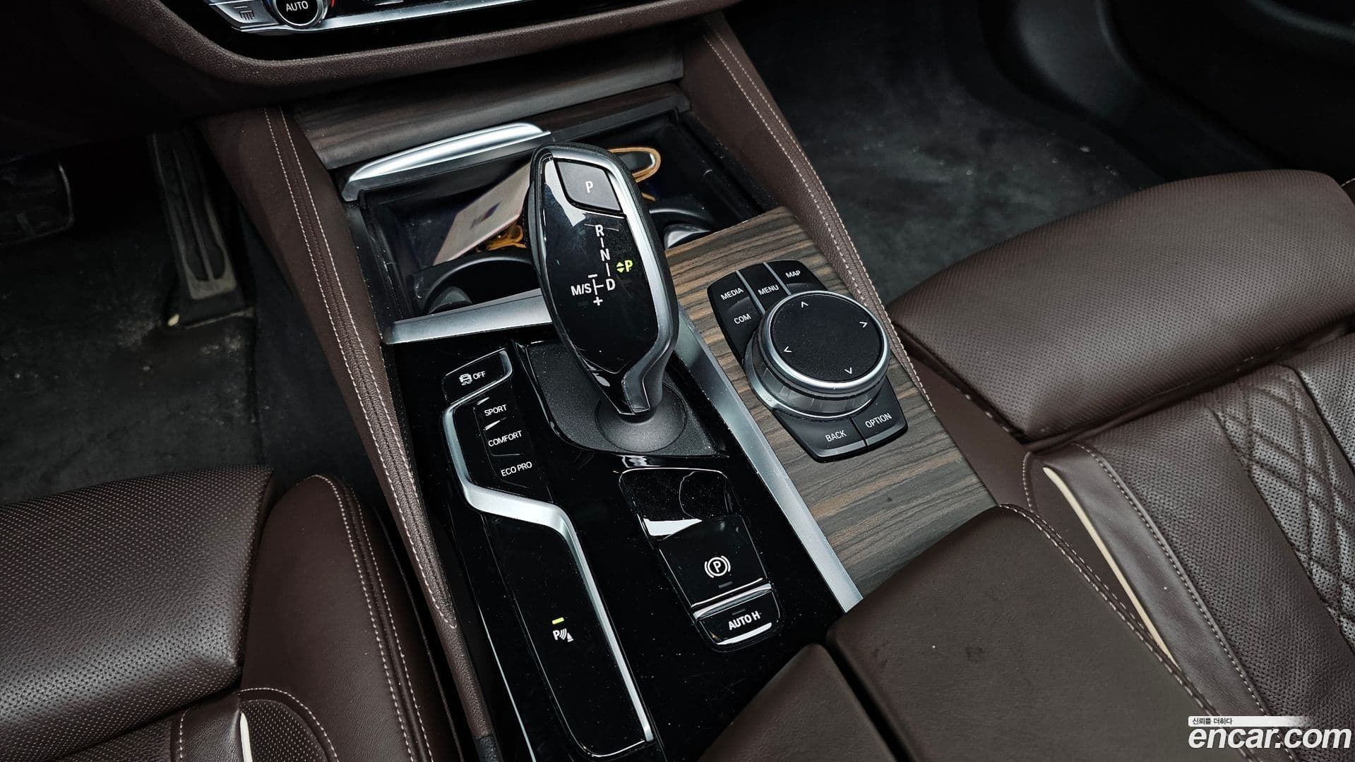 Main__Slider__Photo:5-Series BMW 2020.9-8